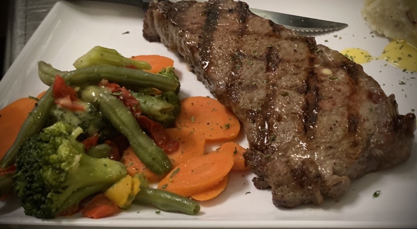 Order NEW SIZE: 10oz. Prime New York Strip Steak food online from Simple Palate store, Warren on bringmethat.com