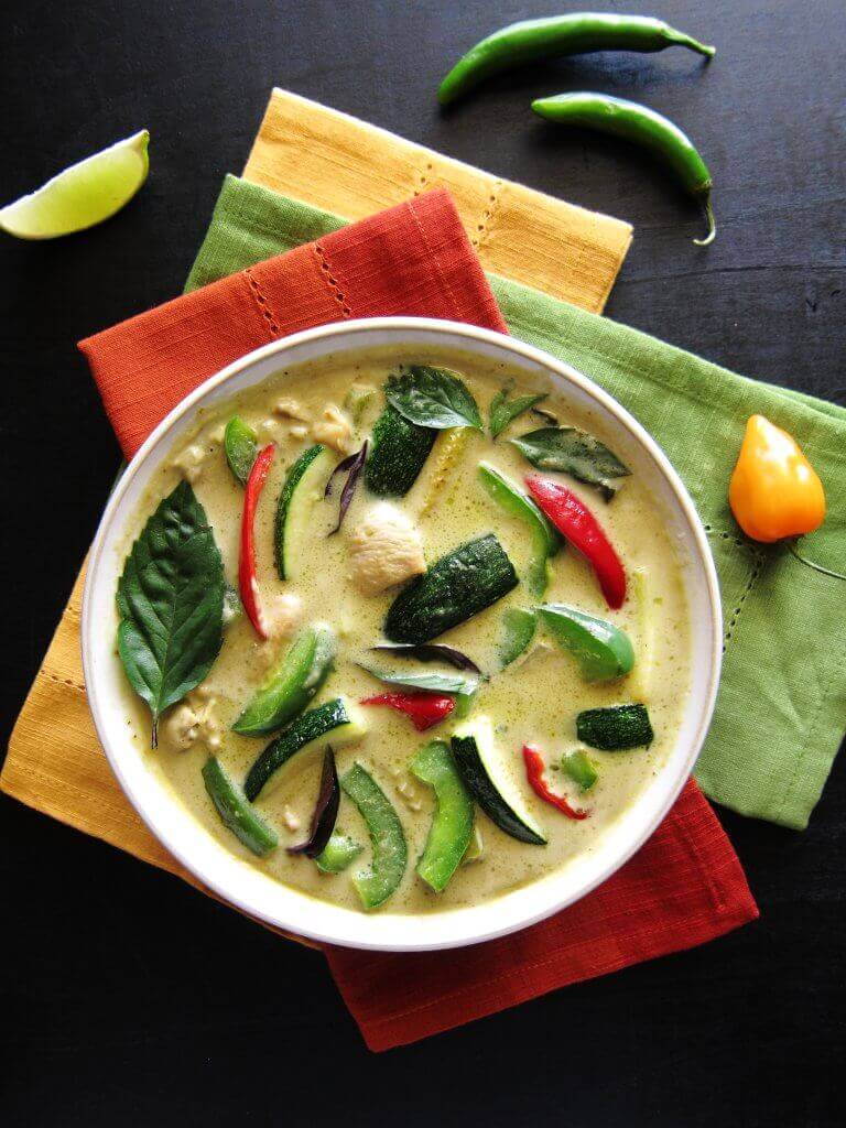 Order Green Curry food online from Niu Japanese Fusion Lounge store, Chicago on bringmethat.com