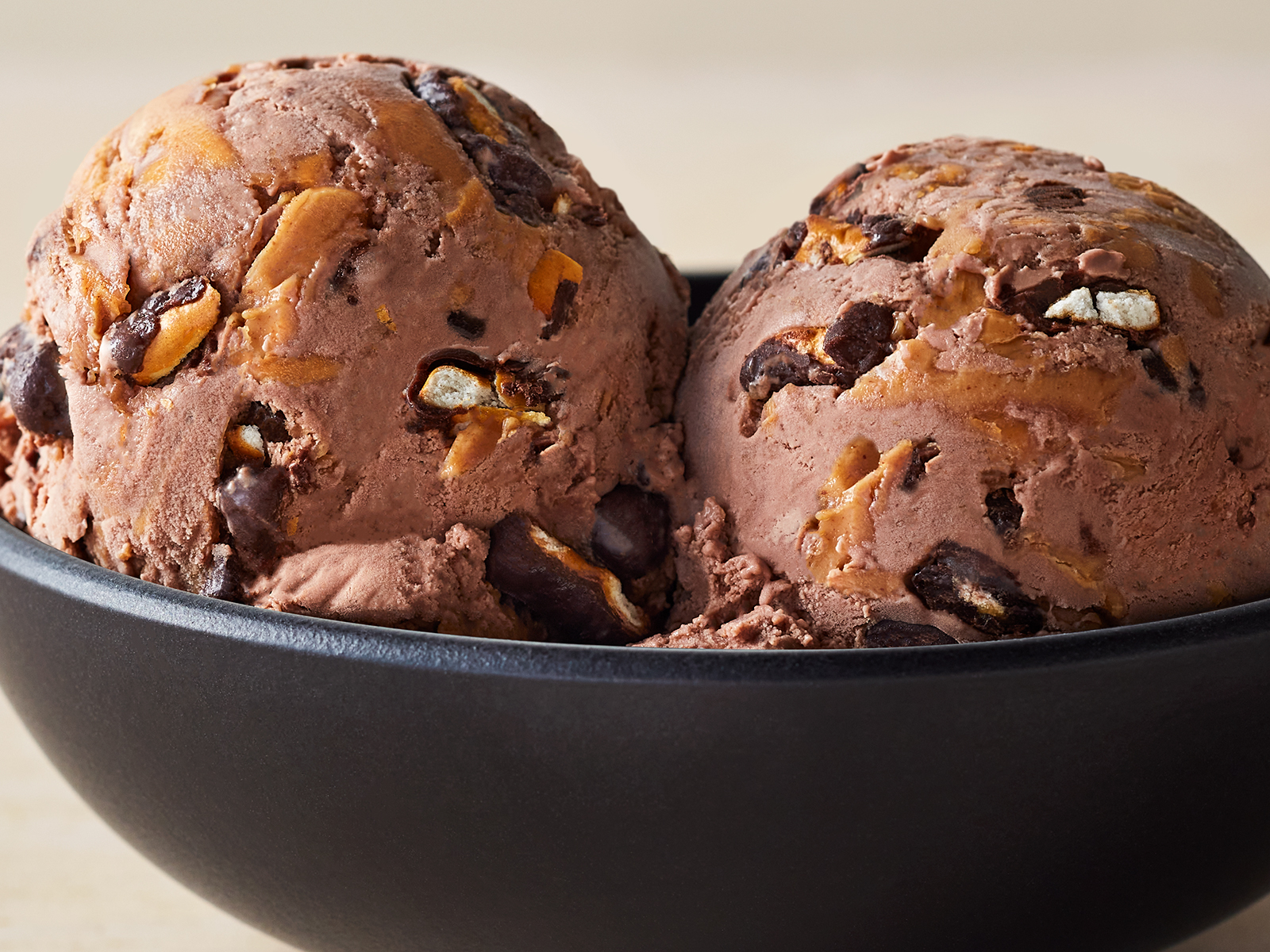Order Chocolate Peanut Butter Pretzel â€“ Limited Time Only food online from Haagen-Dazs store, Escondido on bringmethat.com