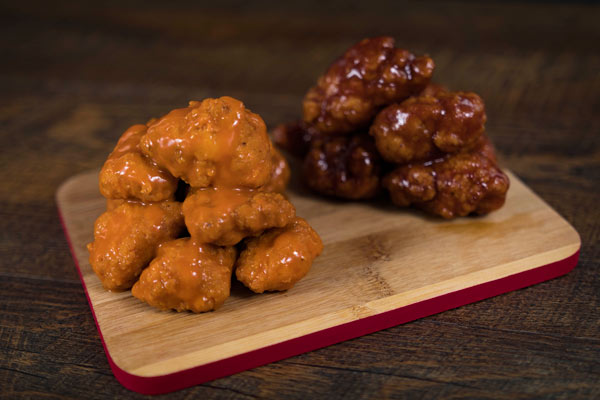 Order 6 Boneless Wings food online from Gionino's Pizzeria store, Orrville on bringmethat.com