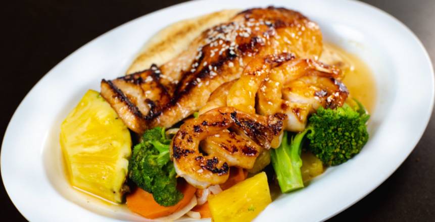 Order Grilled Shrimp & Salmon food online from Dallas bbq store, New York on bringmethat.com