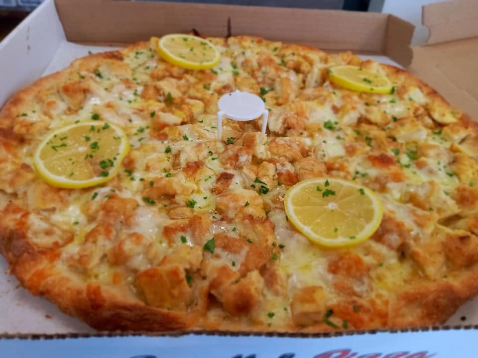 Order Buffalo Pizza - Personal 12" (6 Slices) food online from Bonillas Pizza store, Wheatley Heights on bringmethat.com
