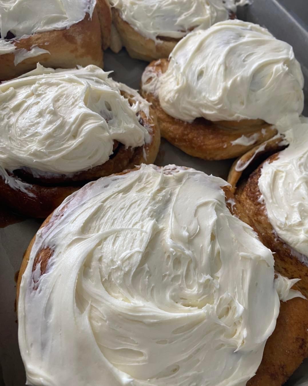 Order ONE large CINNAMON ROLL with CREAM CHEESE FROSTING food online from Sunoco Midwest Clean Fuel store, Crawfordsville on bringmethat.com