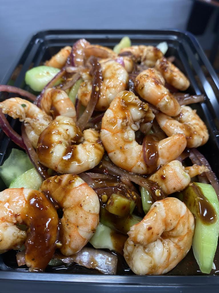 Order 4. Cooked Shrimp Aguachile with Black Sauce food online from Sushi Y Mariscos Que Rollo store, Northridge on bringmethat.com