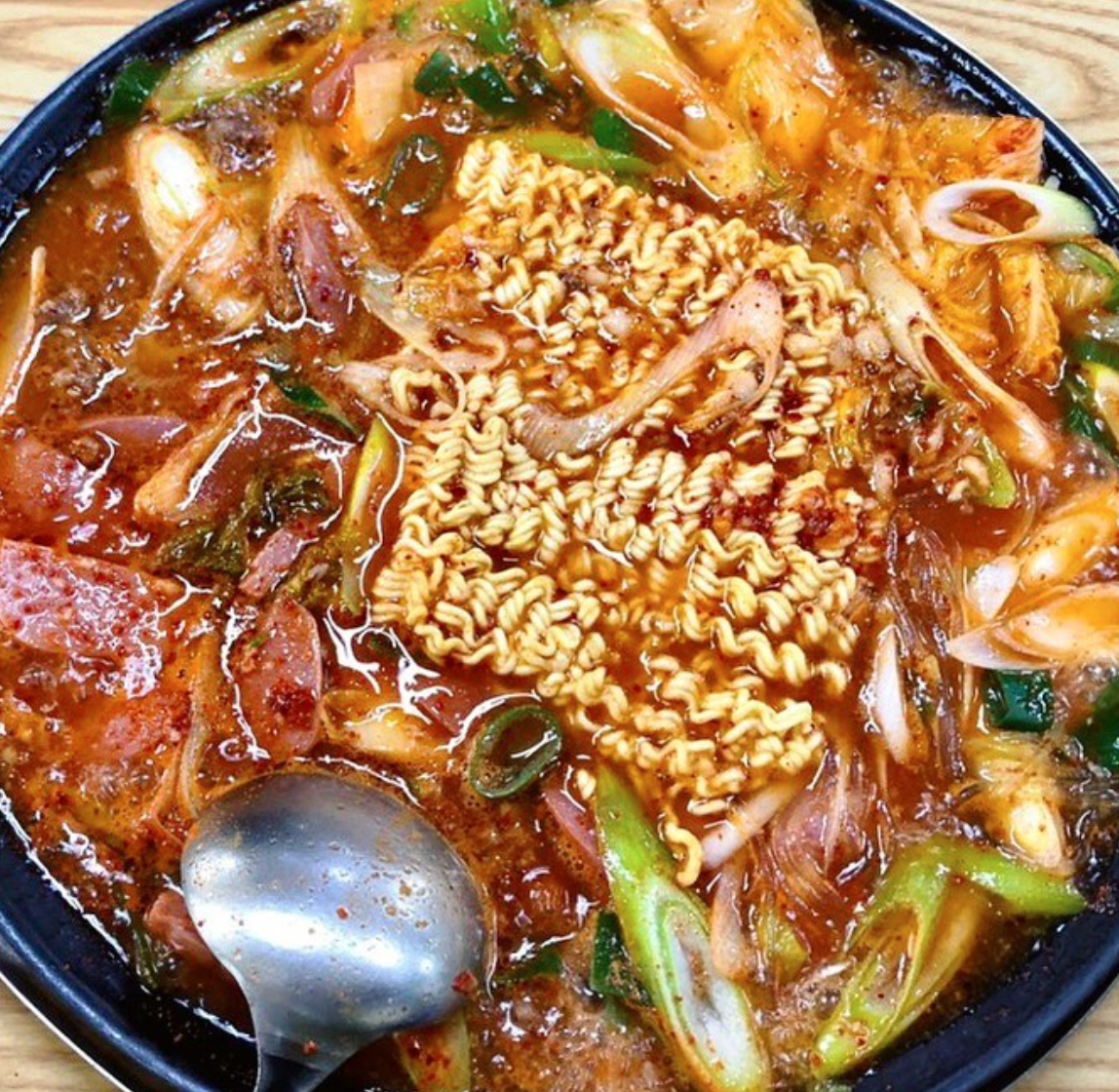 Order Sausage Hot Pot 부대전골 food online from Chosun Ok store, Durham on bringmethat.com