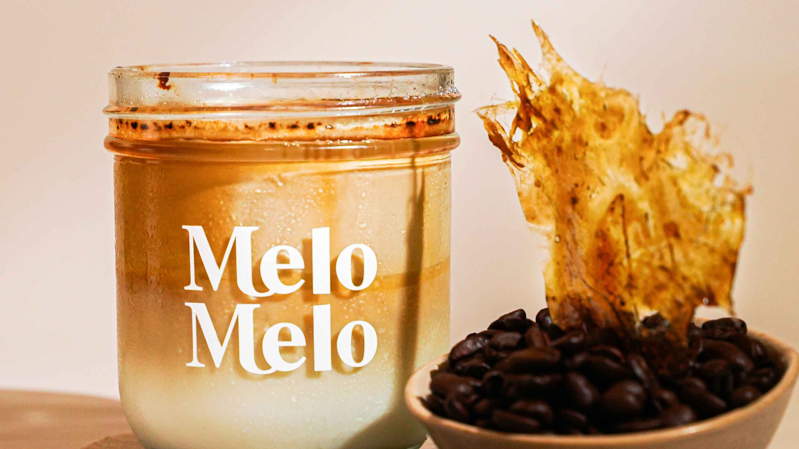 Order Caramel Latte / 焦糖麻薯生椰拿铁椰子冻 food online from Melo Melo store, Los Angeles on bringmethat.com