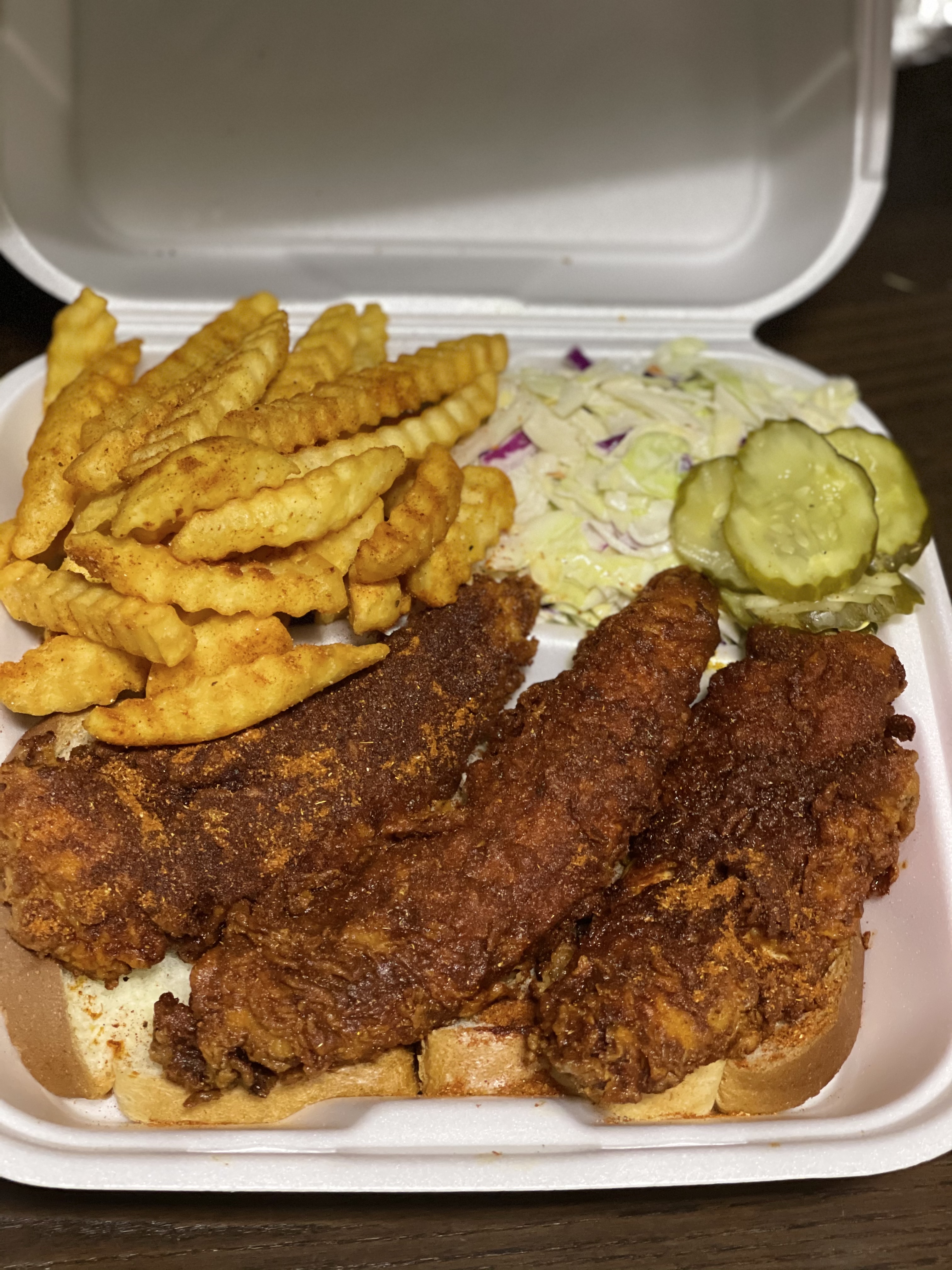 Order 3 Piece Tenders food online from Hot Chicken Cafe store, Glendale on bringmethat.com