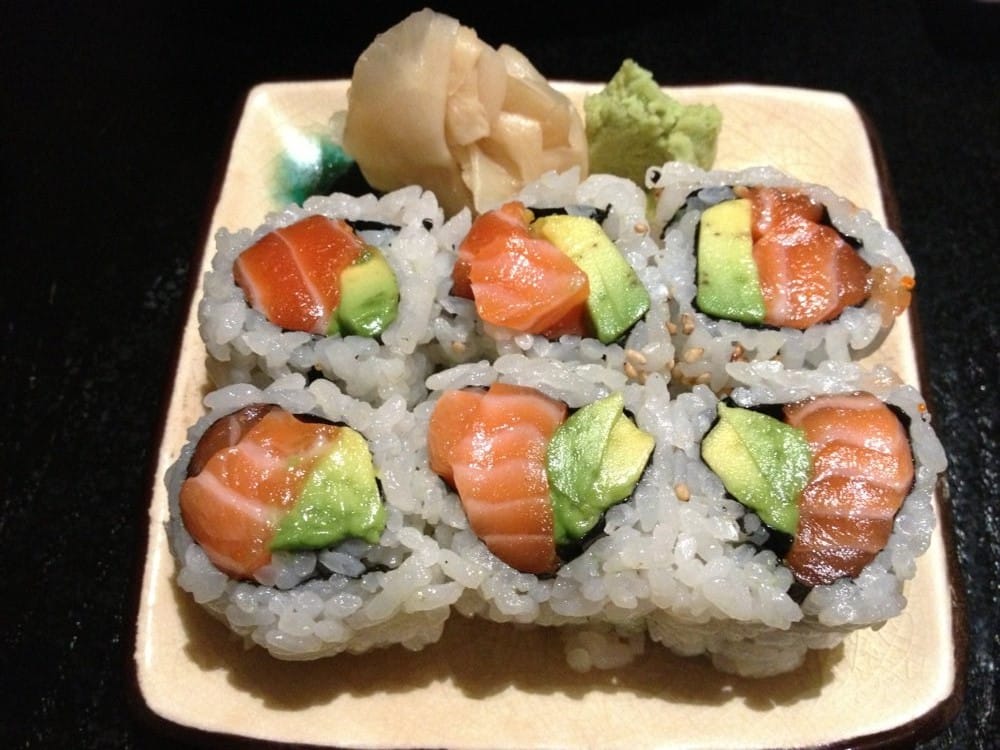 Order Salmon Avocado Maki Roll food online from Asuka sushi store, New York on bringmethat.com