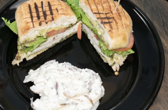 Order Turkey Pesto Sandwich food online from Gingersnaps Coffehouse & Cafe store, Terre Haute on bringmethat.com