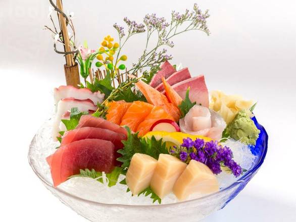 Order Sashimi Deluxe food online from Style Sushi store, Union on bringmethat.com