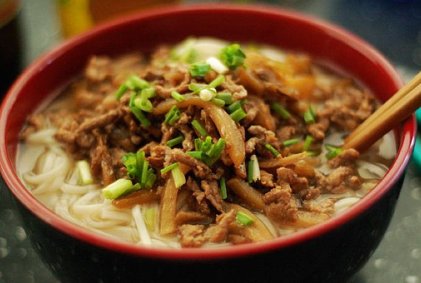Order Pork and Salted Cabbage Noodle Soup 榨菜肉丝面 food online from Grand Sichuan store, Jersey City on bringmethat.com
