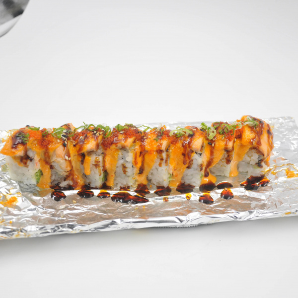 Order Lion King Roll food online from Tokyo Sushi & Bar store, South San Francisco on bringmethat.com