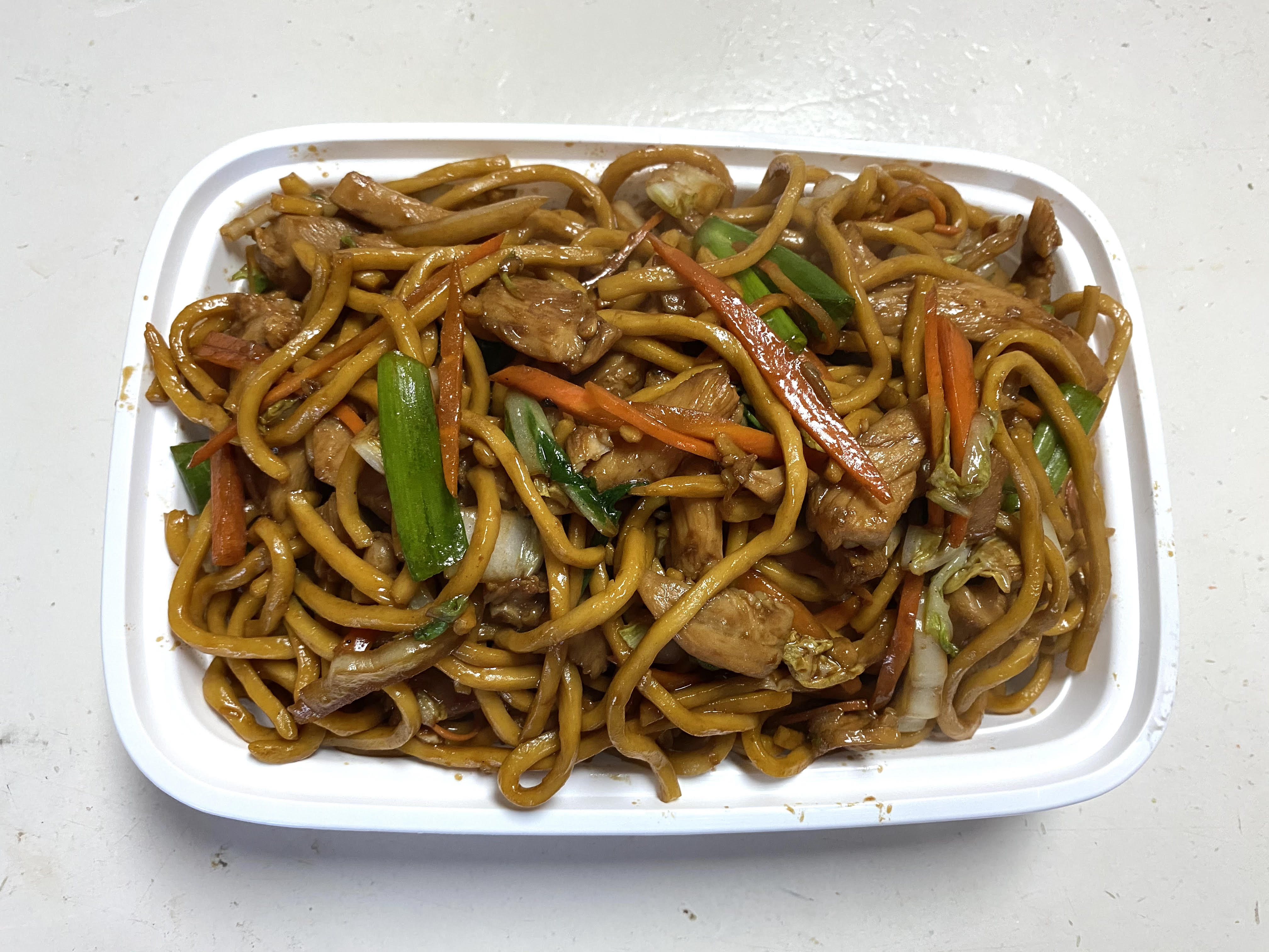 Order 37. Chicken Lo Mein  food online from China Dragon store, Valley Stream on bringmethat.com