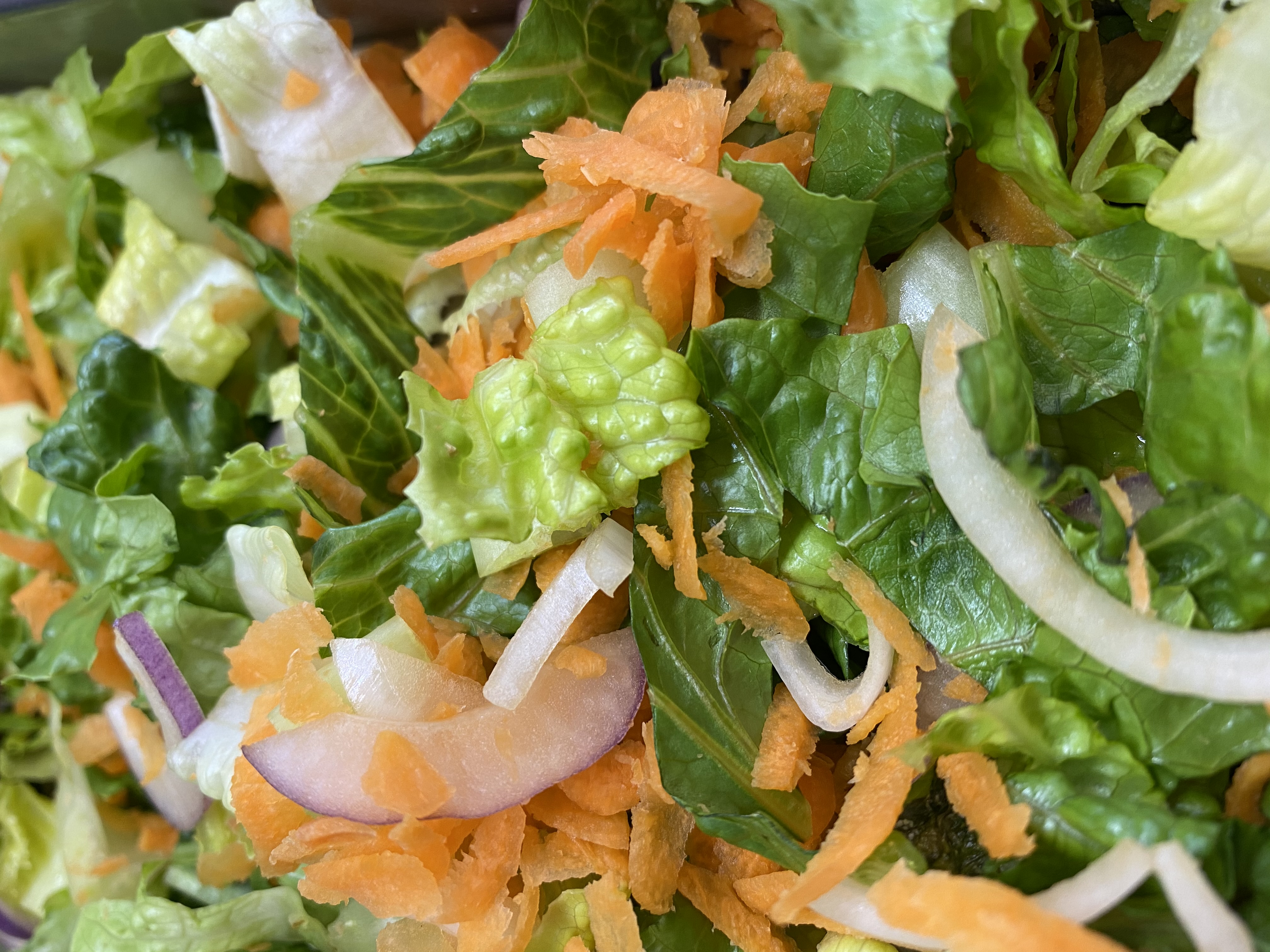 Order Green Salad |Ensalada Verde food online from Los Latinos Deli store, Long Beach on bringmethat.com