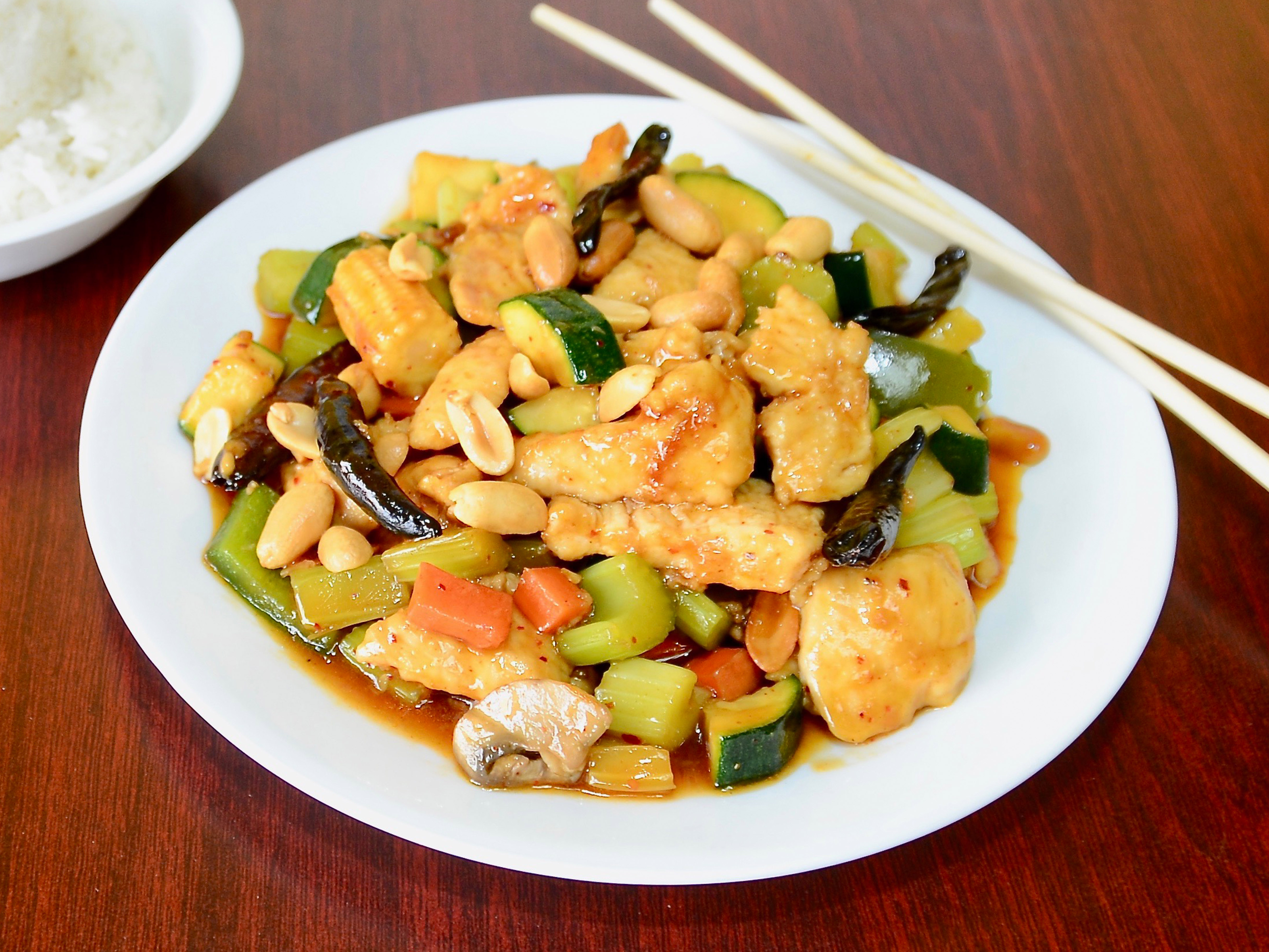 Order Kung Pao Chicken food online from Hong KONG Express store, Chicago on bringmethat.com