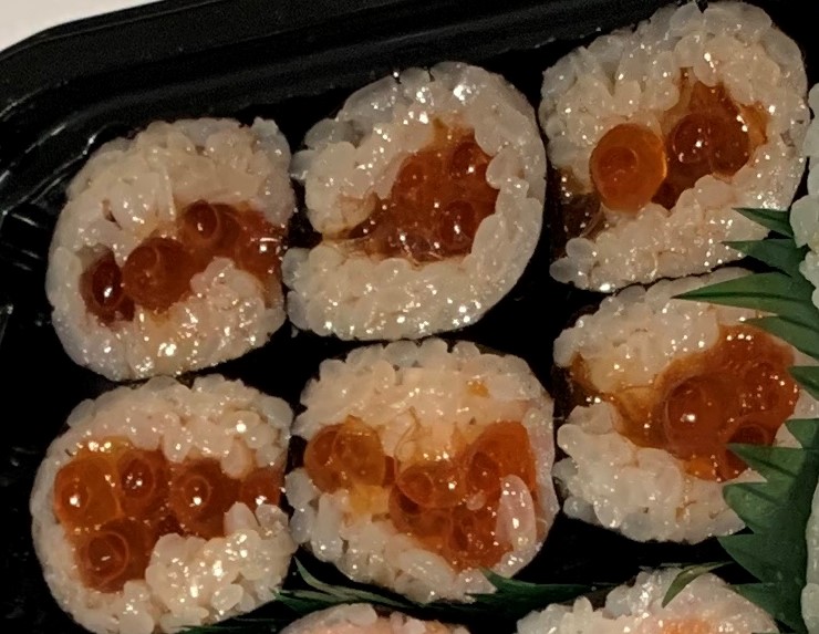 Order Ikura Roll food online from Sushi Ryusei store, New York on bringmethat.com