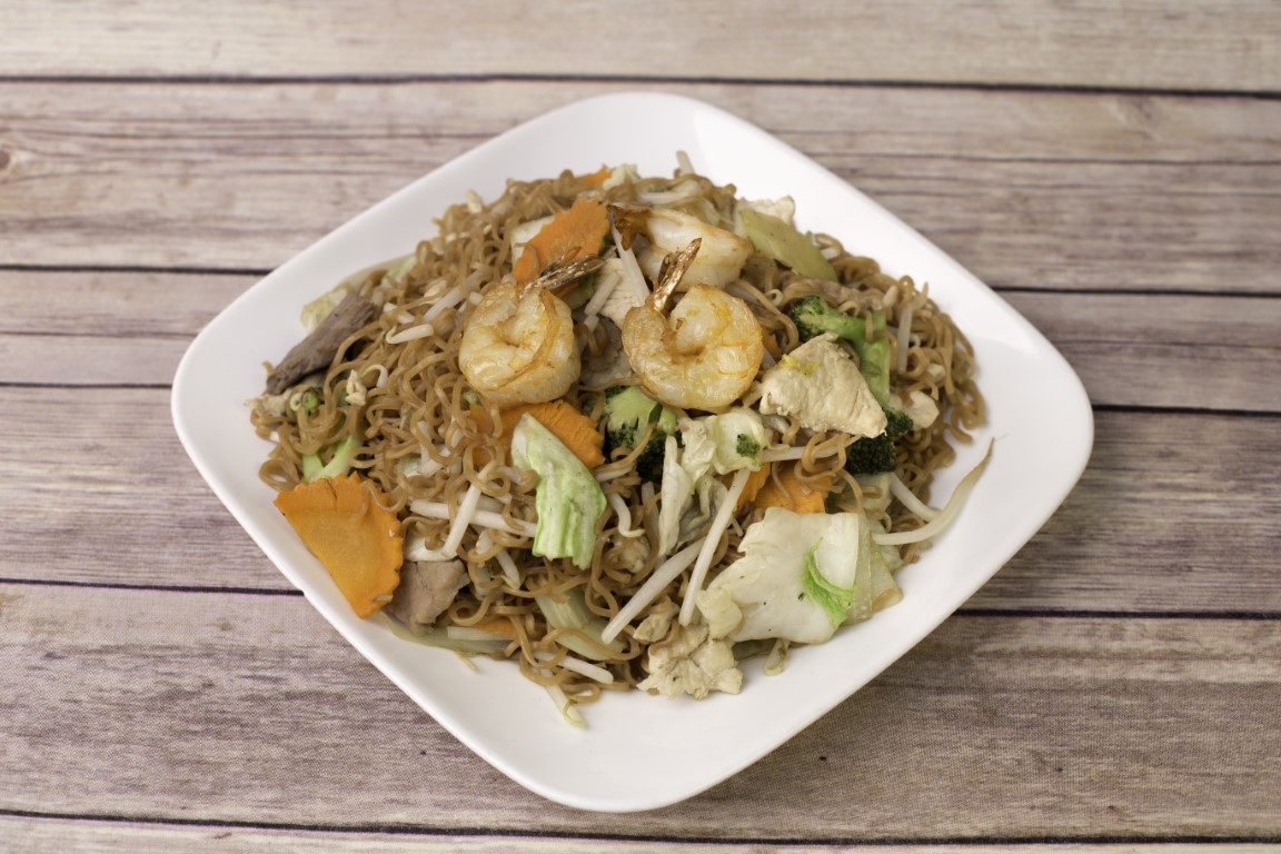 Order 81. Combo Chow Mein food online from Thai Pepper store, Huntington Beach on bringmethat.com
