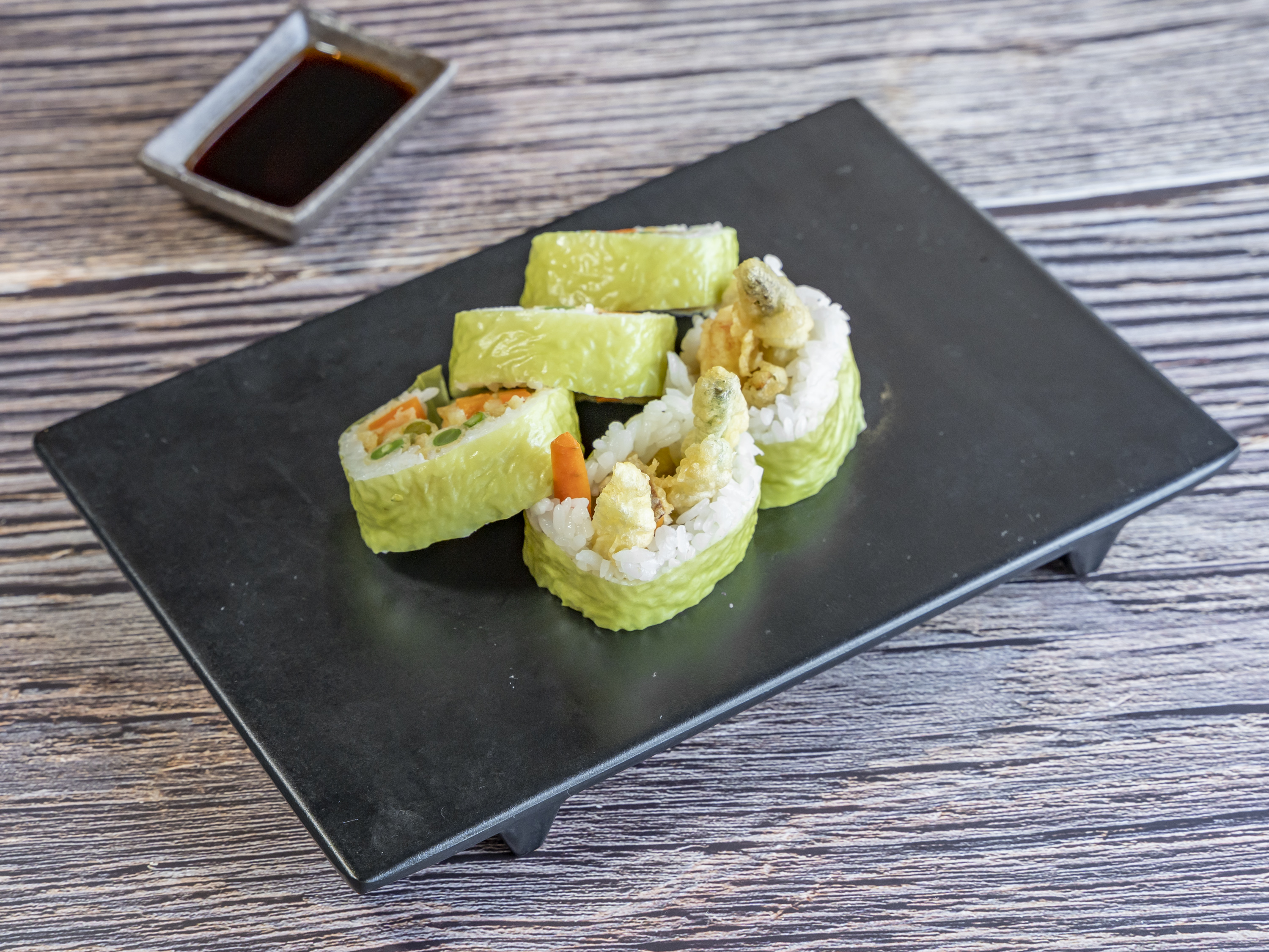 Order Veggie Tempura Roll food online from Ike's Japanese Kitchen store, San Francisco on bringmethat.com