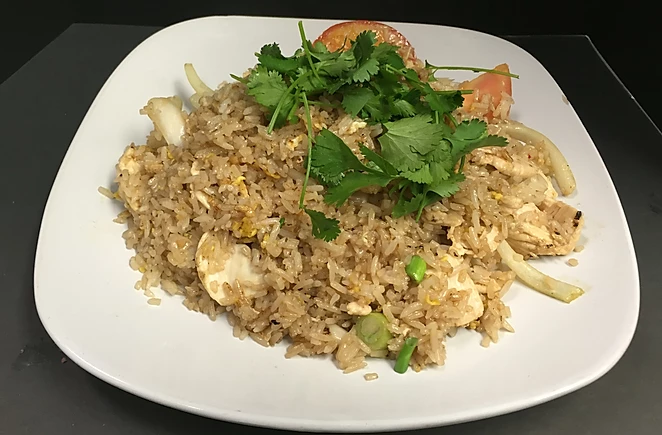 Order 80. Kao Pad (Fried Rice) food online from Thai Beer store, Salem on bringmethat.com