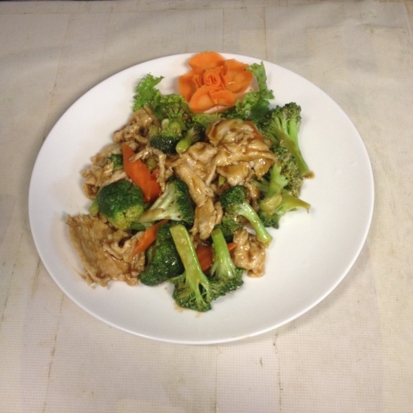 Order T10. Chicken with Broccoli food online from Kura Thai And Sushi store, Vineland on bringmethat.com