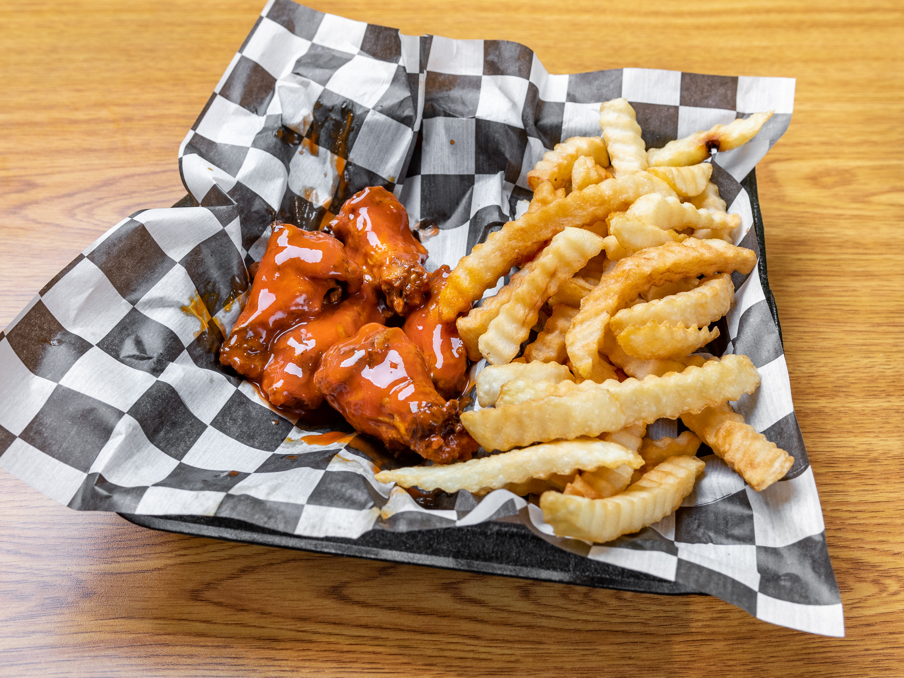 Order 5 Piece Wings food online from WSS1 Wings, Subs & Salads store, Augusta on bringmethat.com