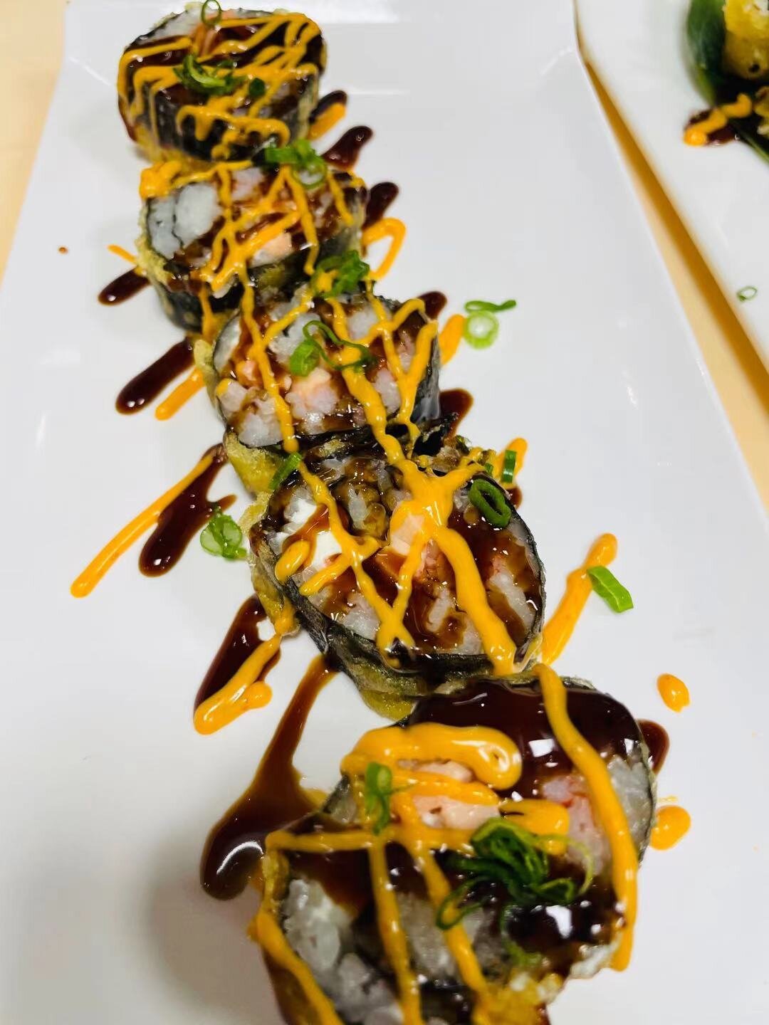 Order M5. Dynamite Roll food online from Asian Cuisine & Sushi Bar store, Salt Lake City on bringmethat.com