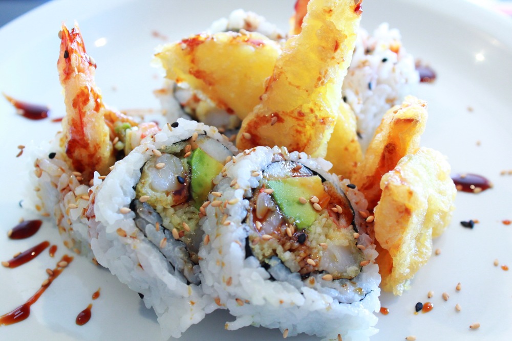 Order Ramen with Calamari Tempura Roll food online from Kiraku Ramen & Sushi store, Gardena on bringmethat.com