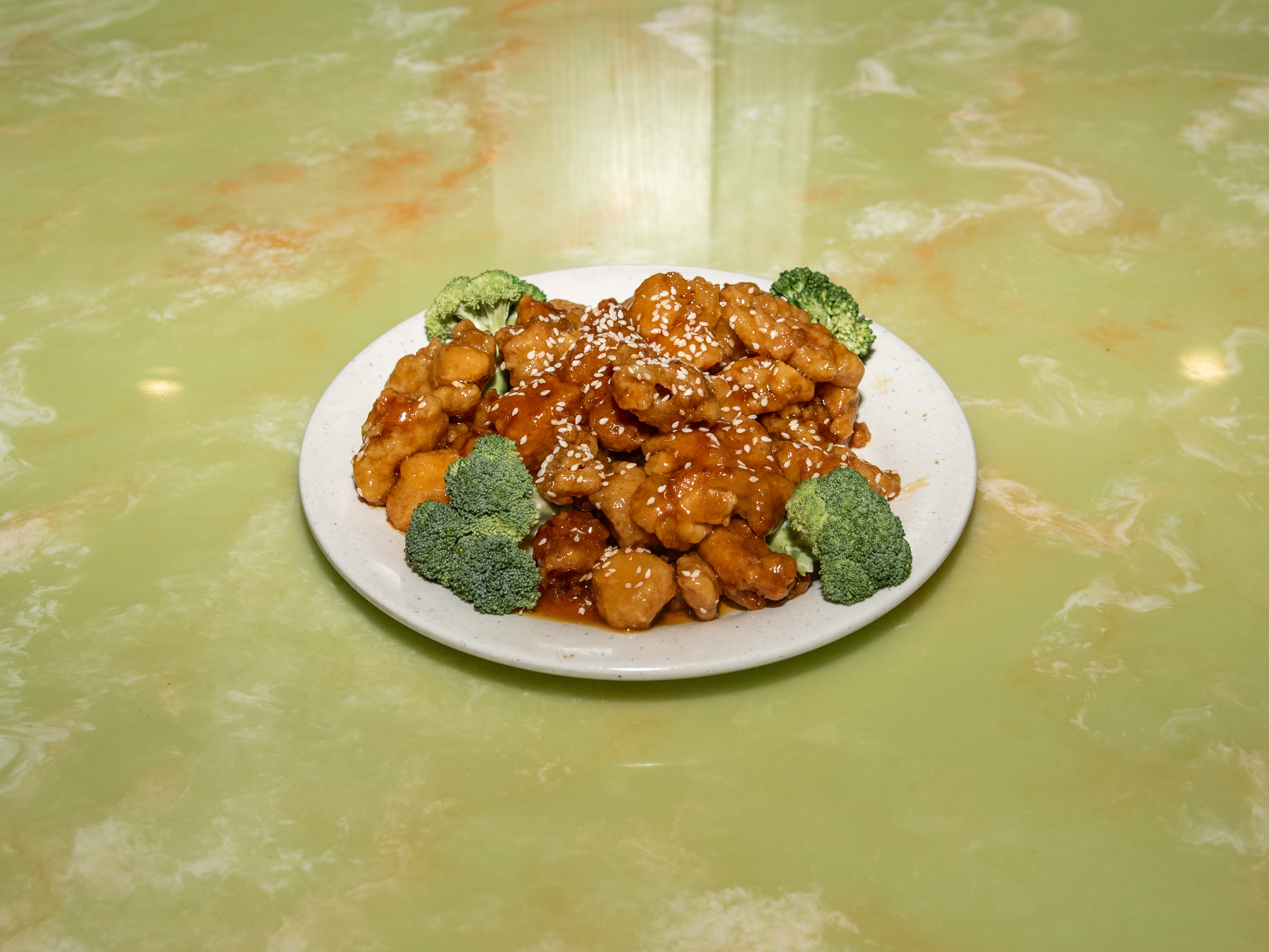 Order L10. Sesame Chicken Lunch Special food online from Fuyuan store, Plainfield on bringmethat.com