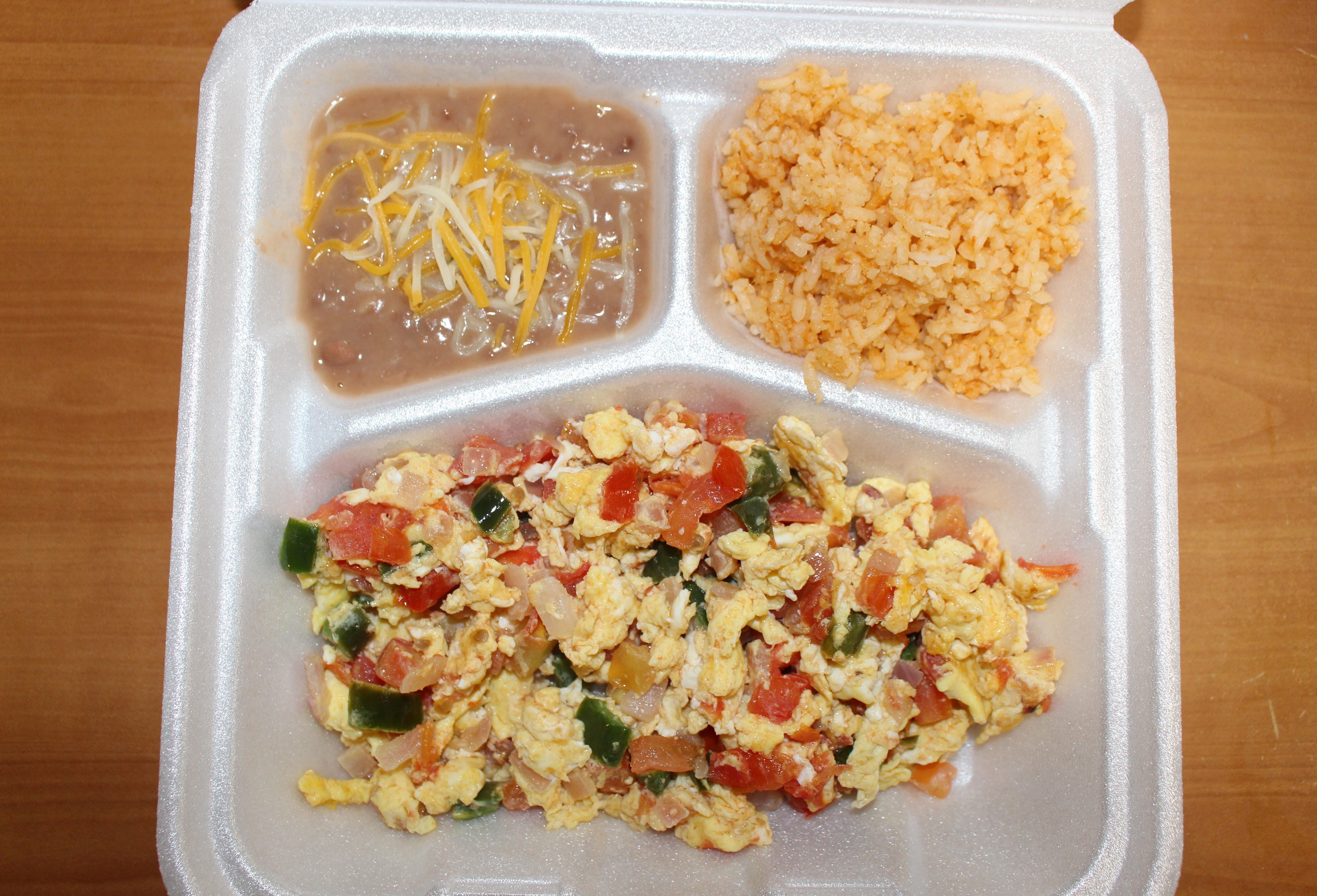 Order Mexican Style Egg Breakfast Plate food online from Taqueria Ventura Doña Raquel store, Ventura on bringmethat.com