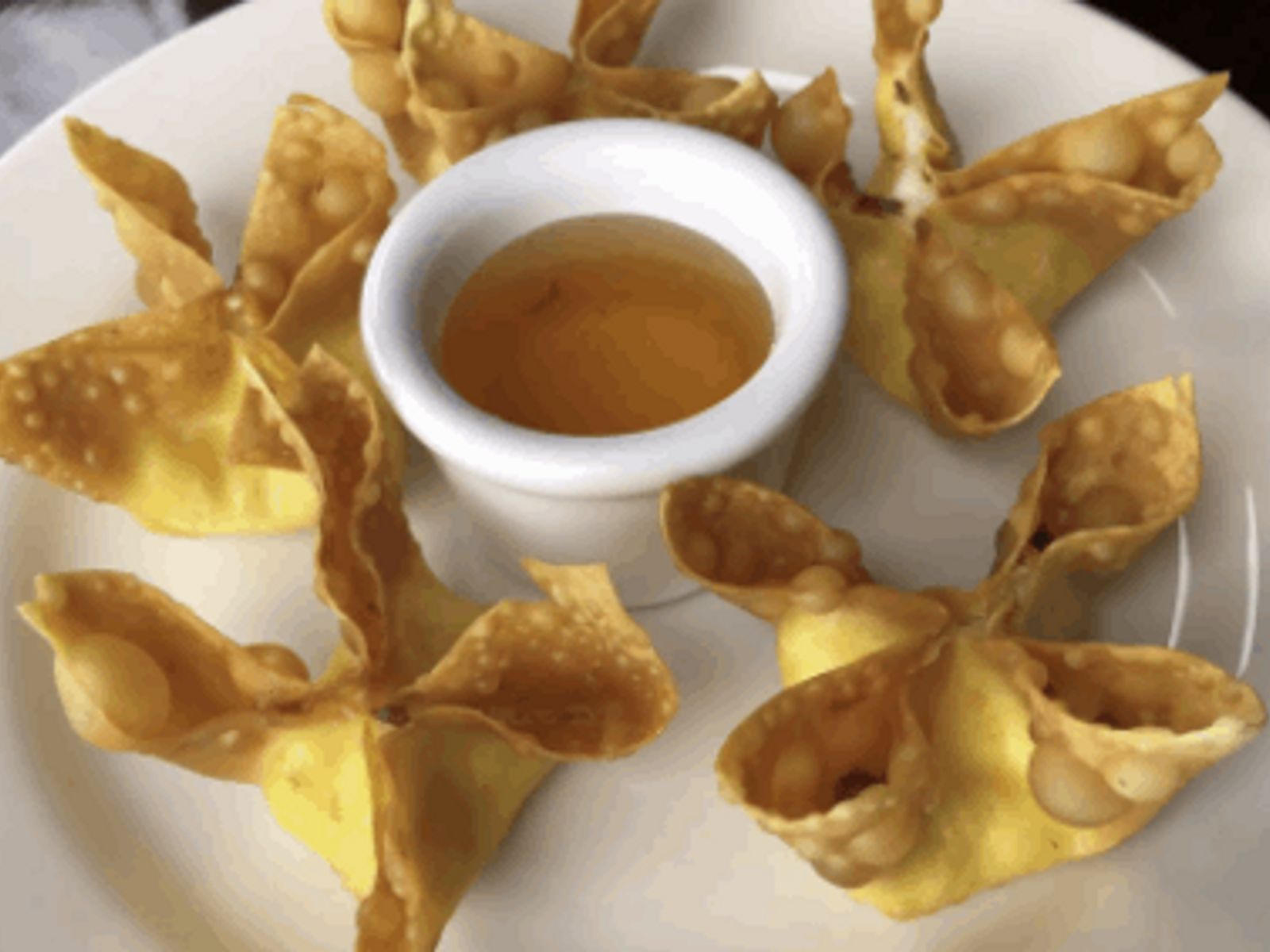Order Crab Cheese Wontons food online from Ros Siam store, Denver on bringmethat.com