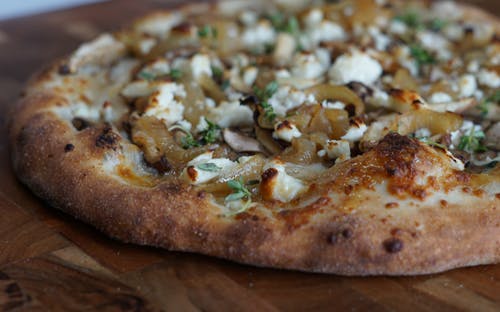 Order Tuscan Mushroom Pizza - Small 10" food online from Zpizza store, Newport Beach on bringmethat.com