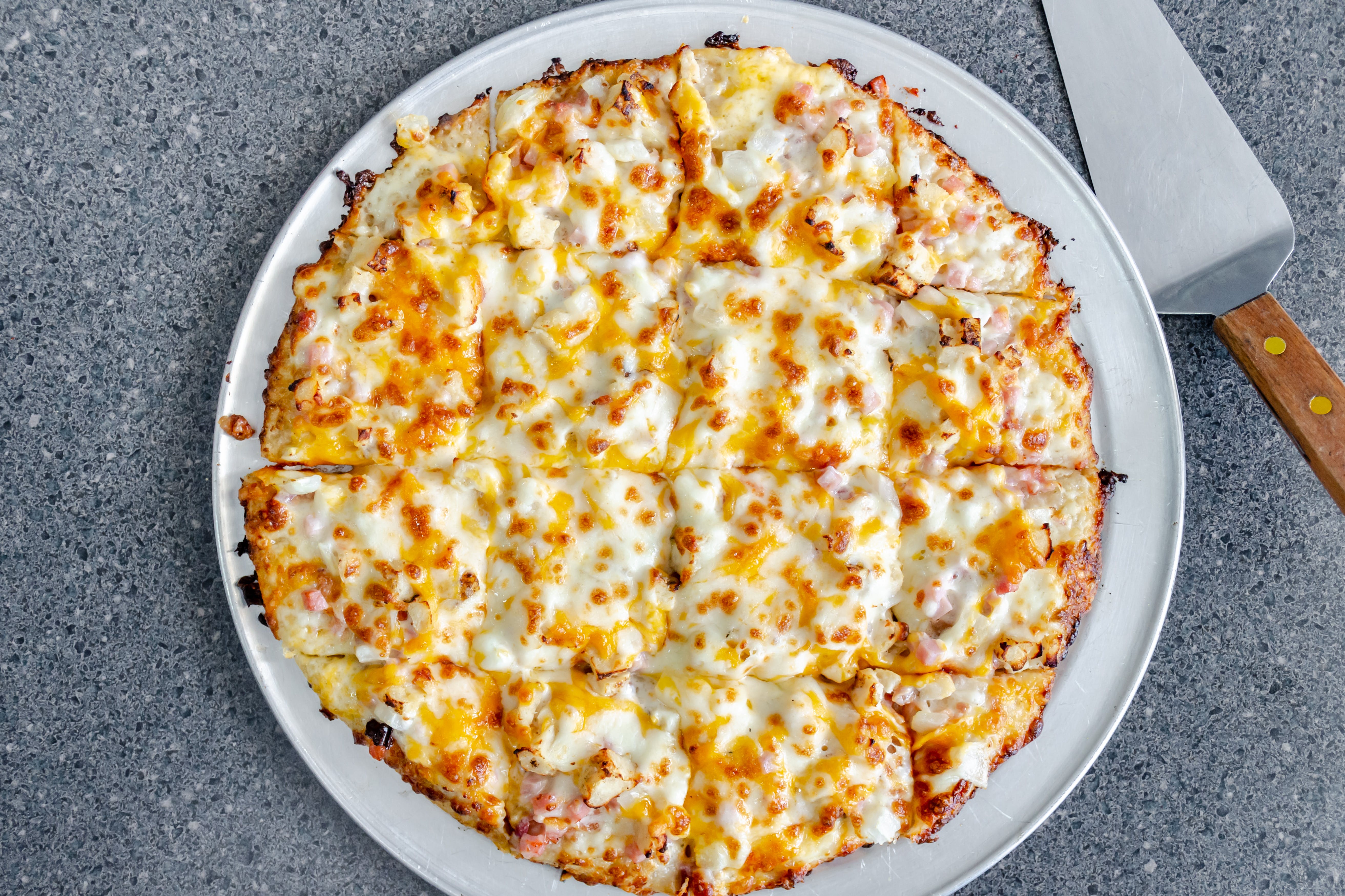 Order Chicken Bacon Ranch Pizza - Small 10" food online from Hometown Locker Room Pizza & Sub store, St Marys on bringmethat.com