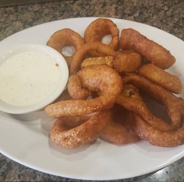Order Beer Battered Onion Rings - Appetizer food online from Phil's Pizzeria & Restaurant store, Montvale on bringmethat.com