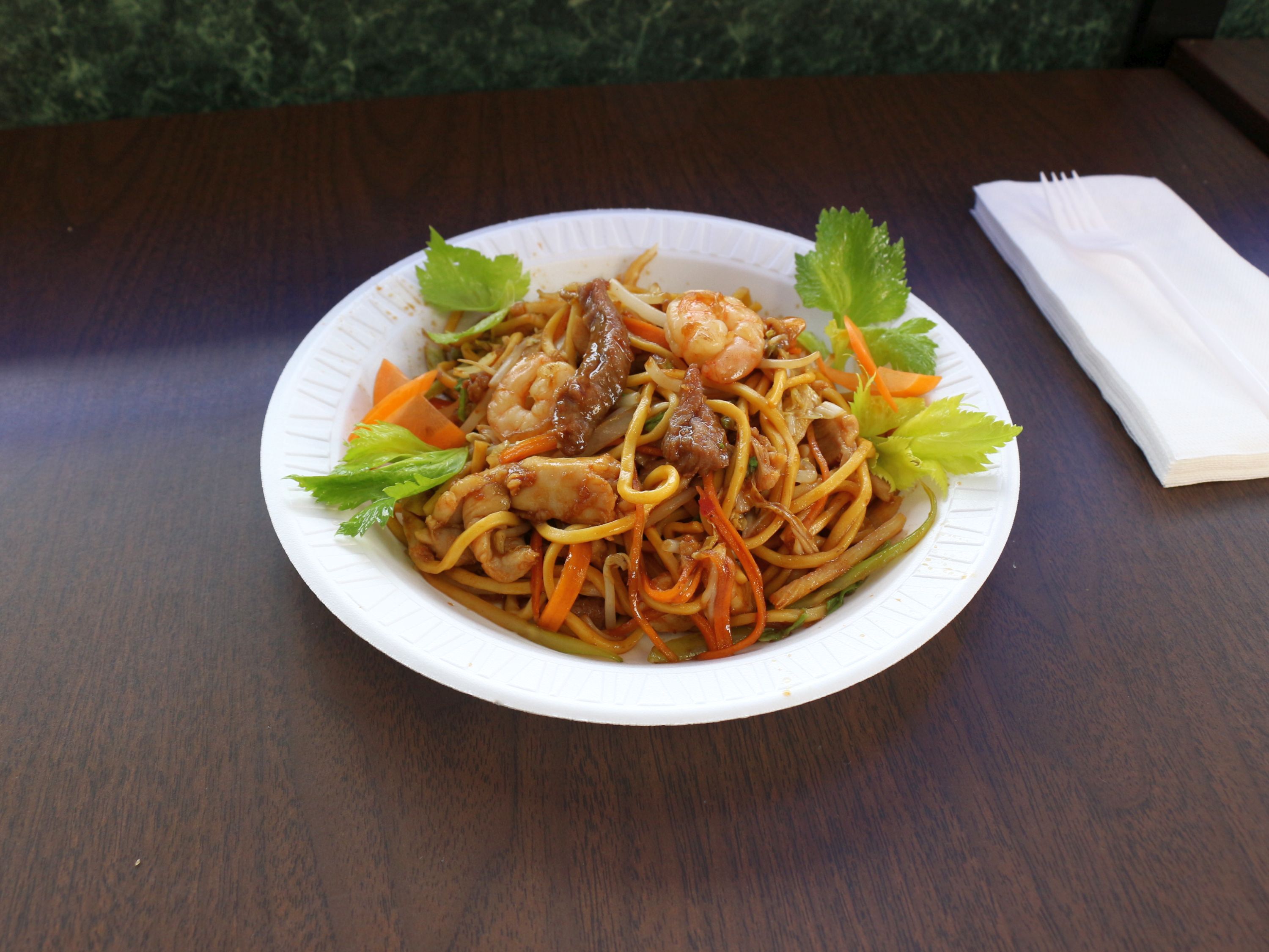Order 38. Combination Lo Mein food online from Hunan Express store, Beltsville on bringmethat.com