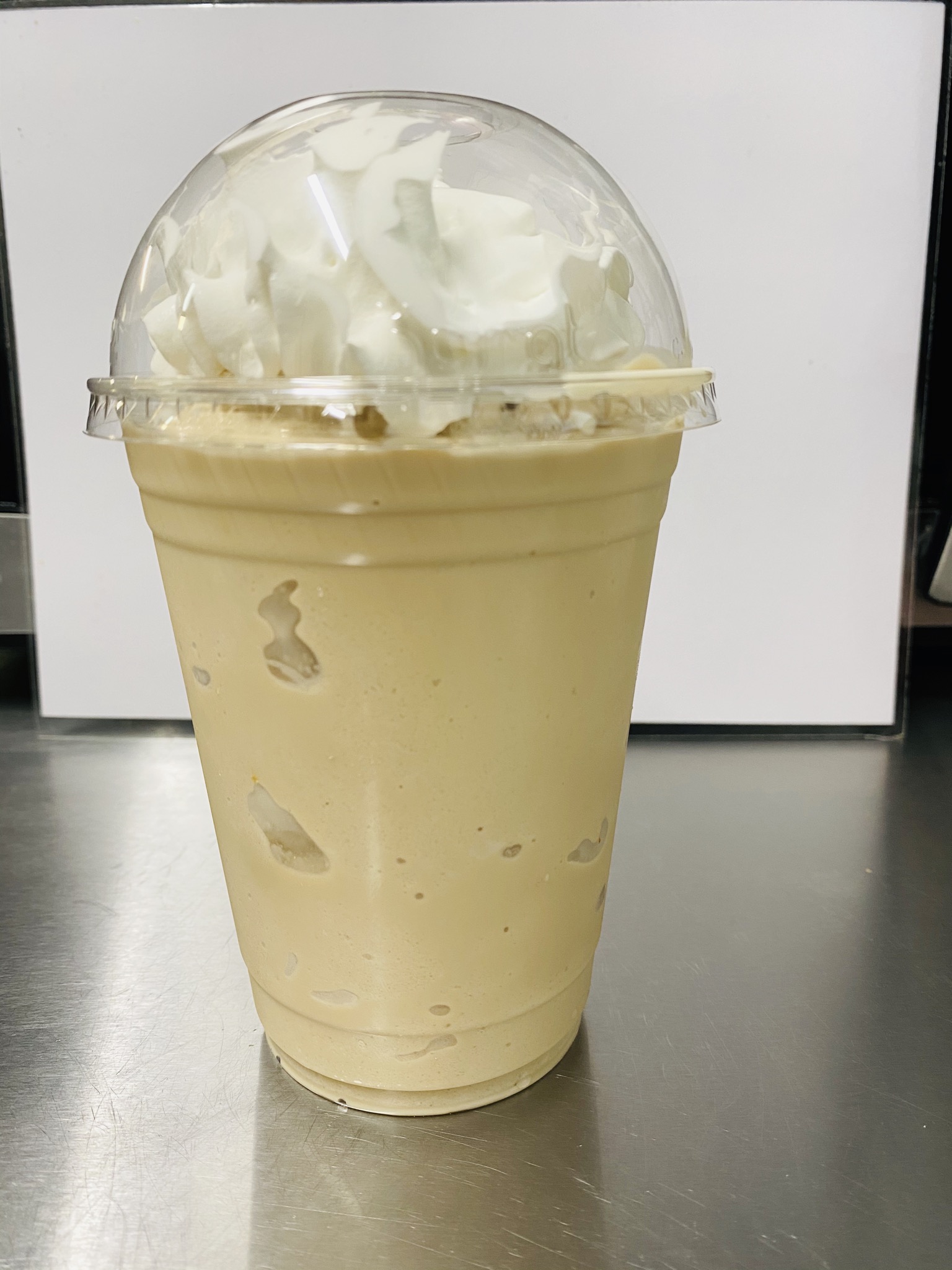 Order C6. Vanilla Latte Smoothie food online from Ck Donuts store, Long Beach on bringmethat.com