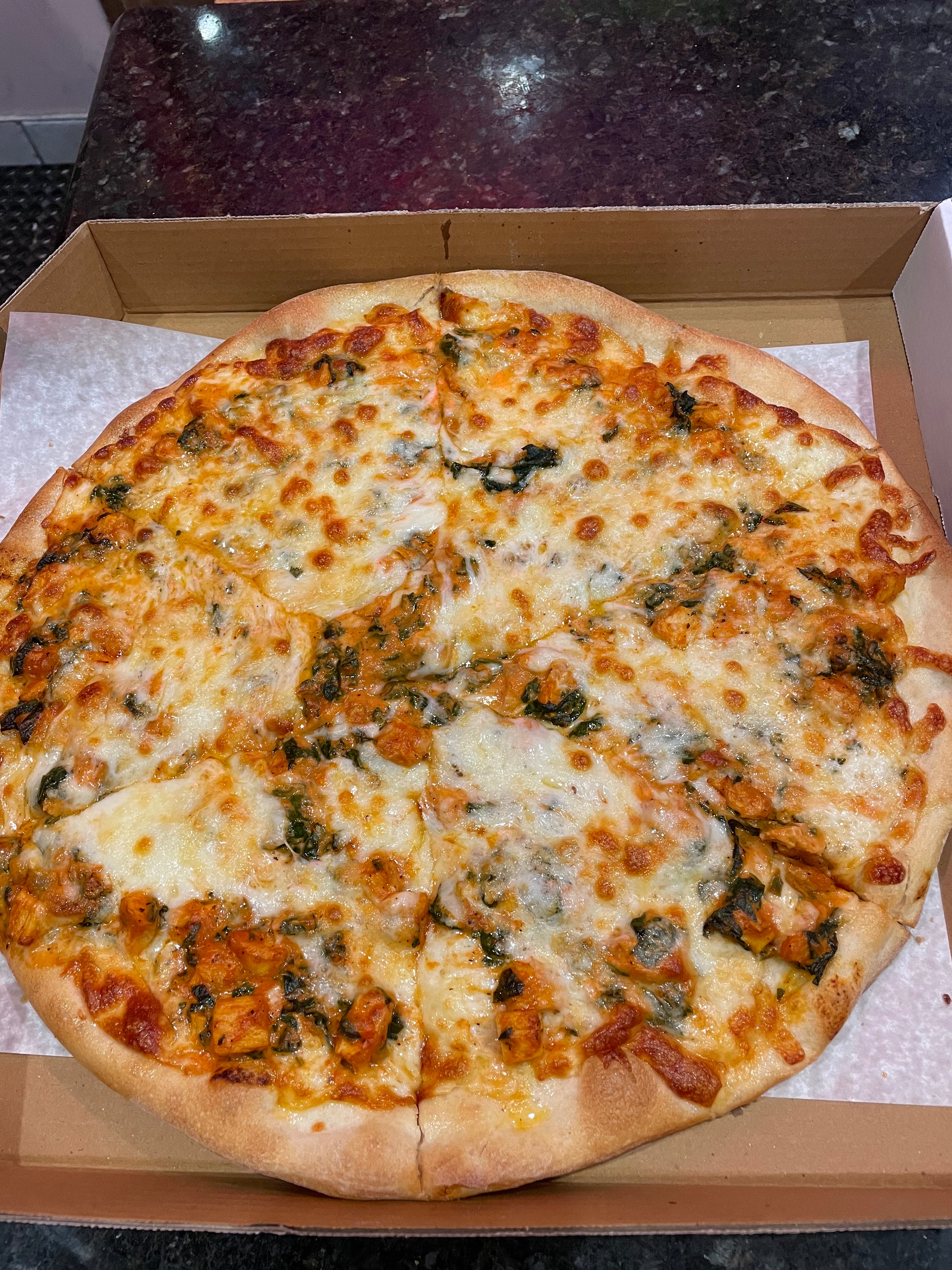 Order Chicken Florentina Pizza - 14'' (6 Cut) food online from Michelangelo's Pizza store, East Brunswick on bringmethat.com