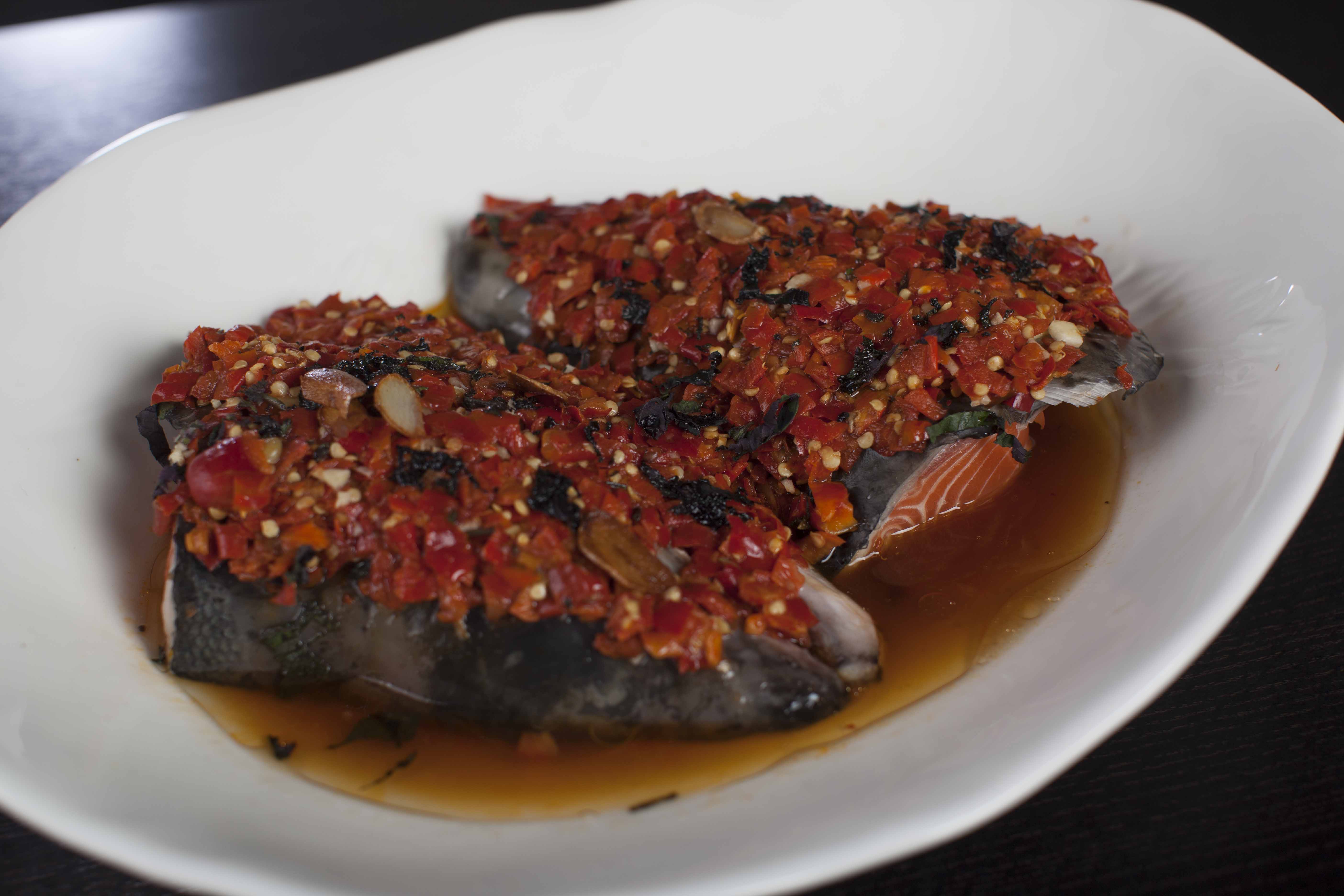 Order D1. Steamed Salmon Head with Special Sauce food online from Icho Izakaya Fusion Cuisine store, Temple City on bringmethat.com
