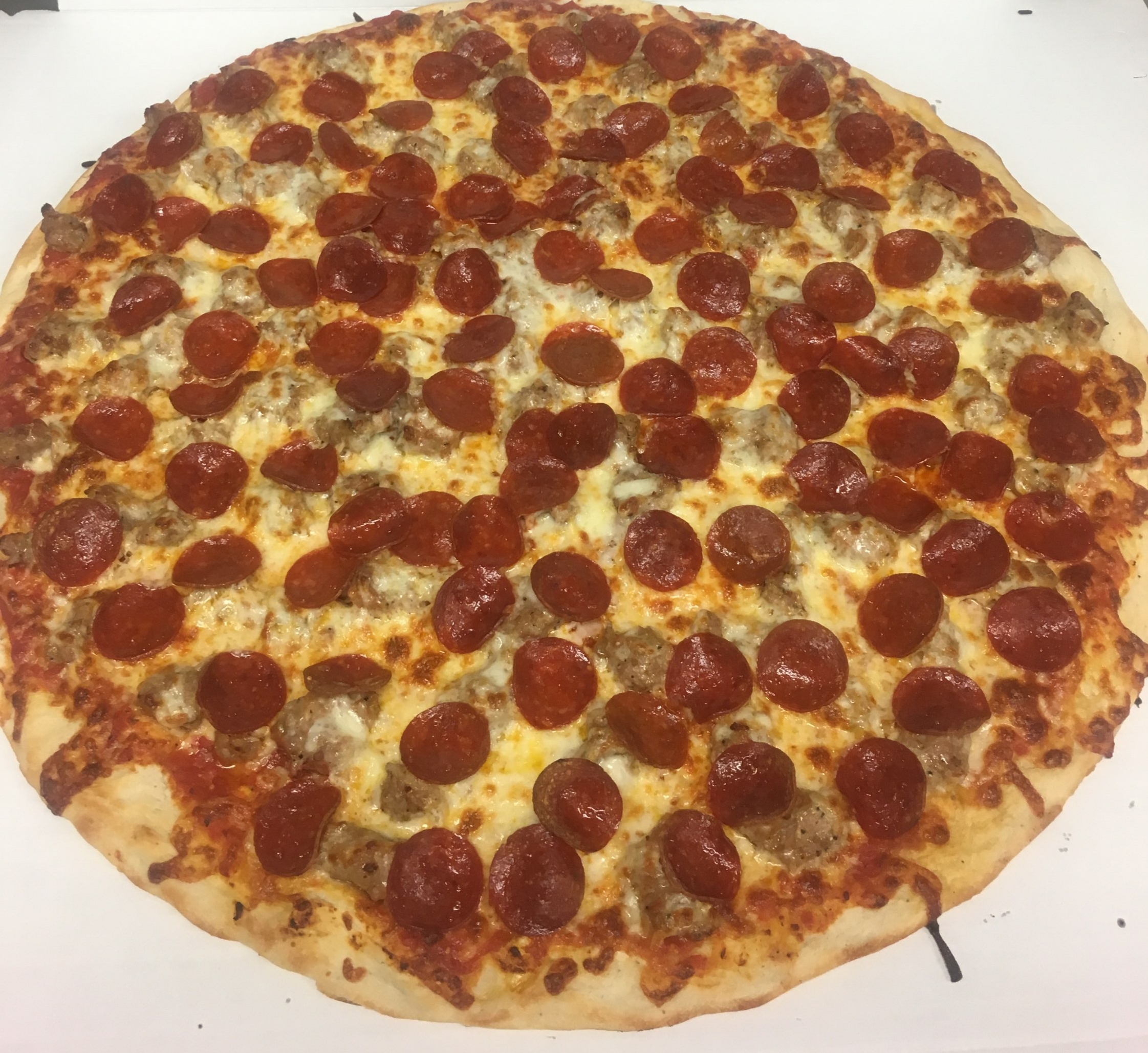 Order Classic Sausage and Pepperoni Pizza food online from Papa Ray's Pizza & Wings store, Carol Stream on bringmethat.com