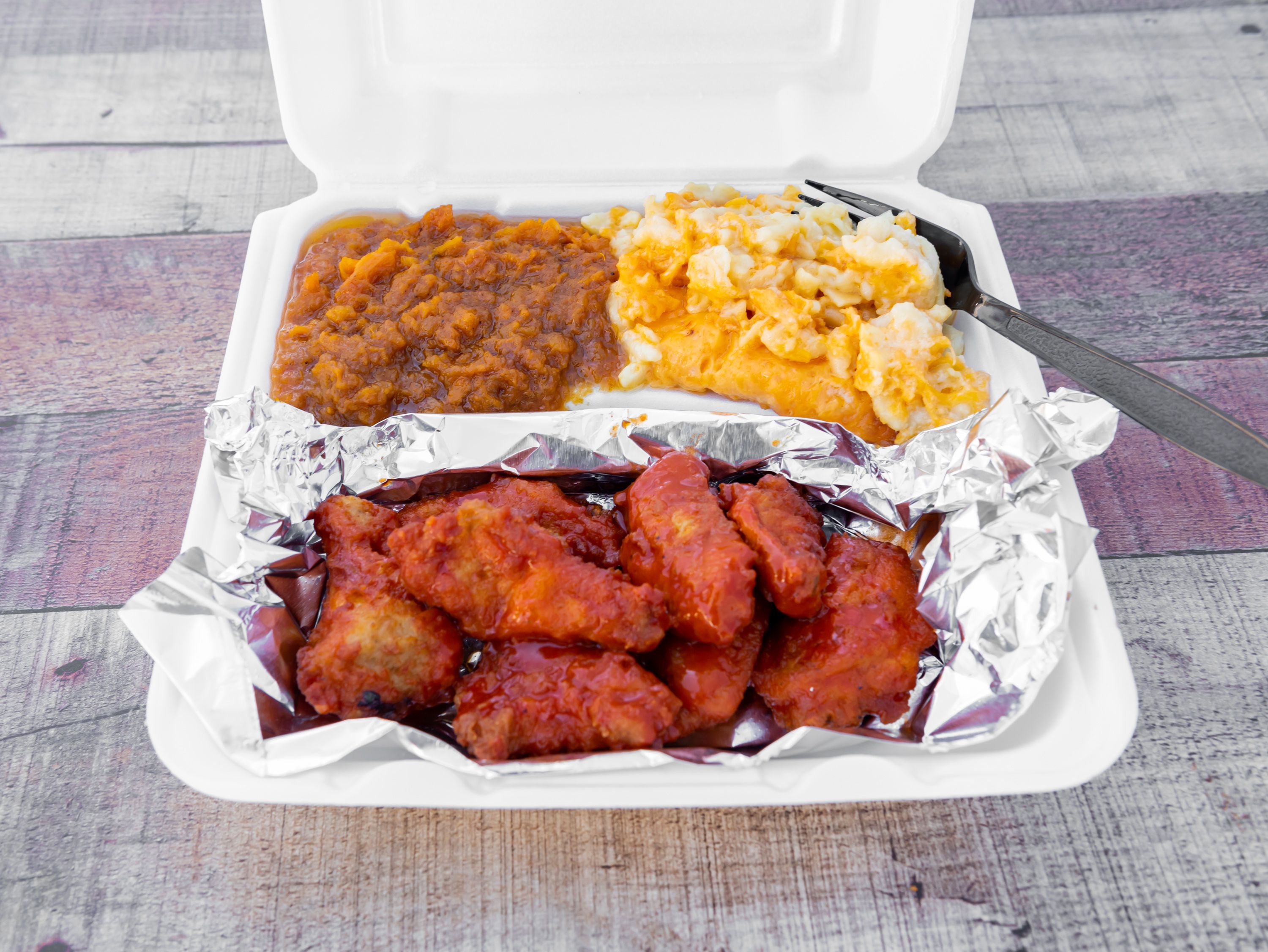 Order 4 Pieces Wing, 2 Sides food online from Stevens Soul Food store, Camden on bringmethat.com