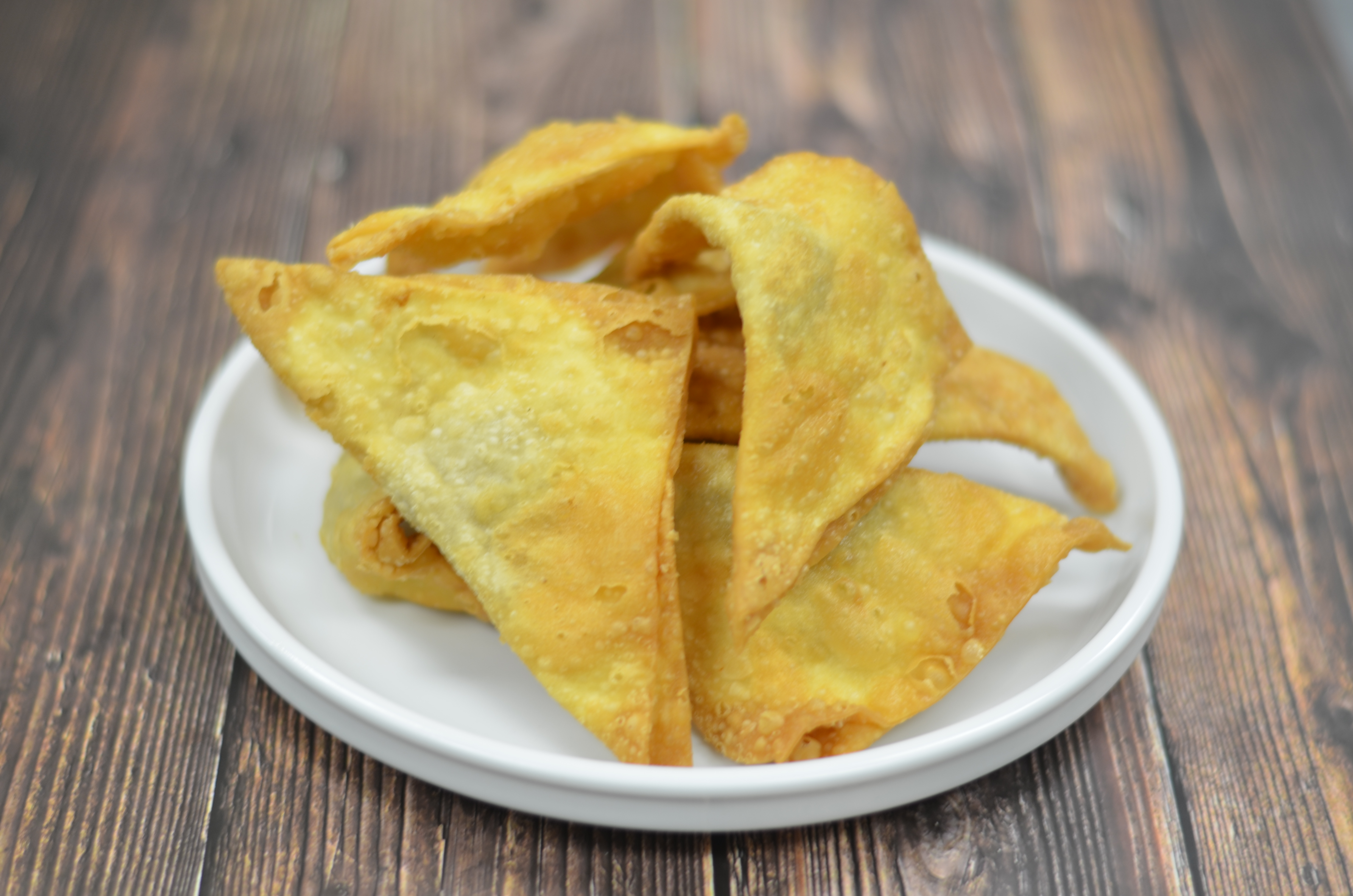 Order Fried Wonton food online from Yumi Cafe store, Richmond on bringmethat.com