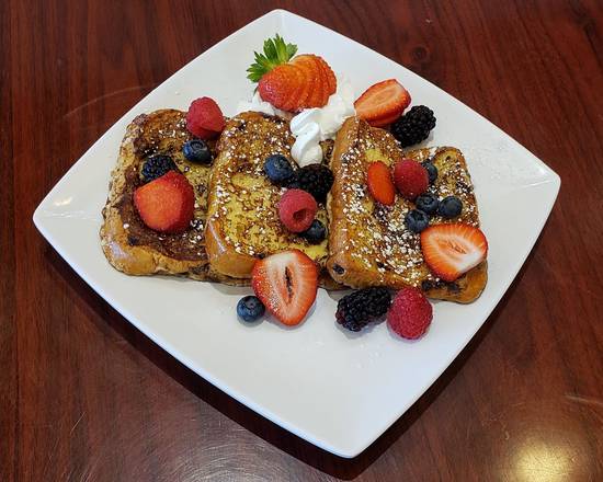 Order French Toast food online from Sleek Creperie Cafe store, Cypress on bringmethat.com