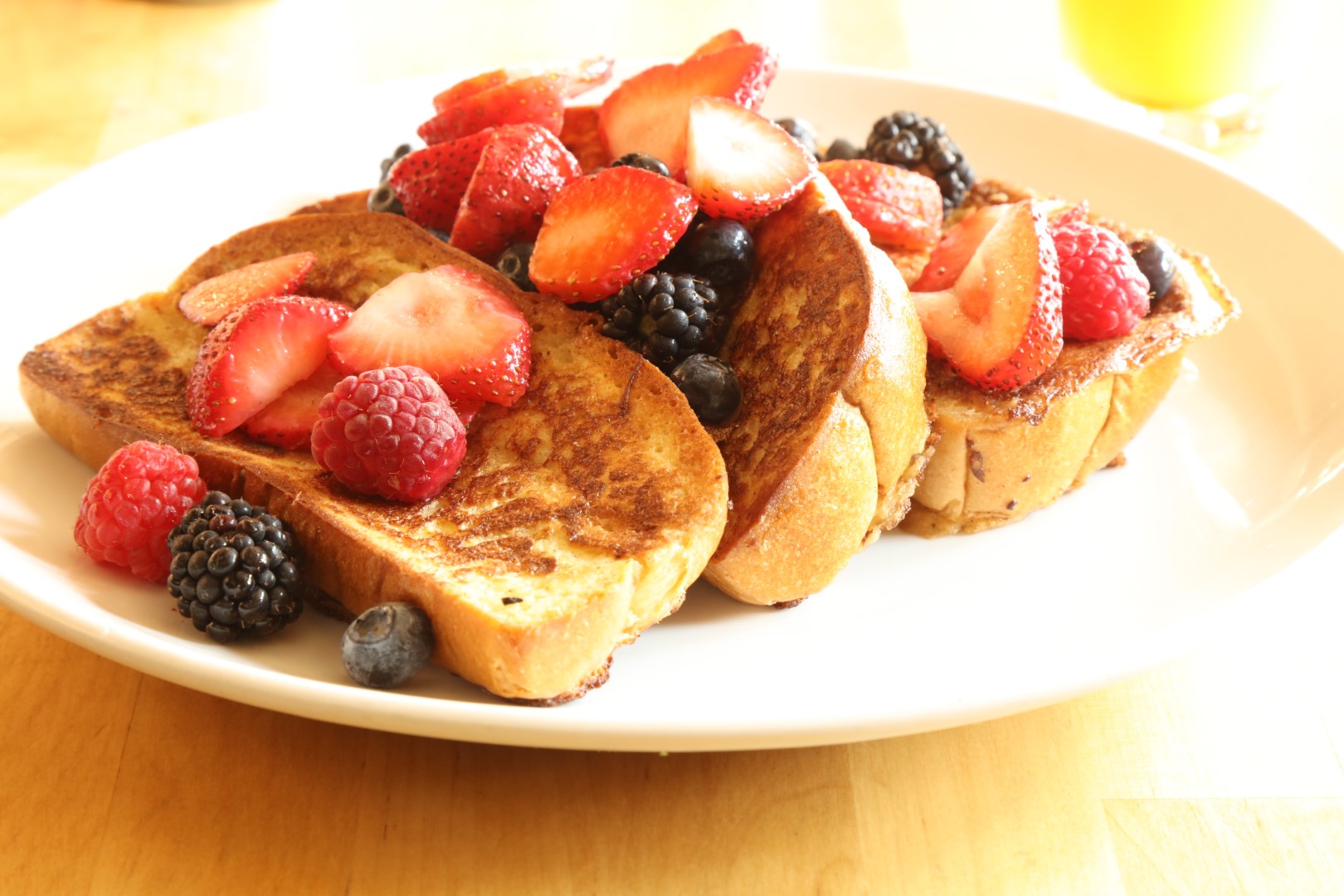 Order Fresh Berry French Toast food online from Buttermilk store, Geneva on bringmethat.com
