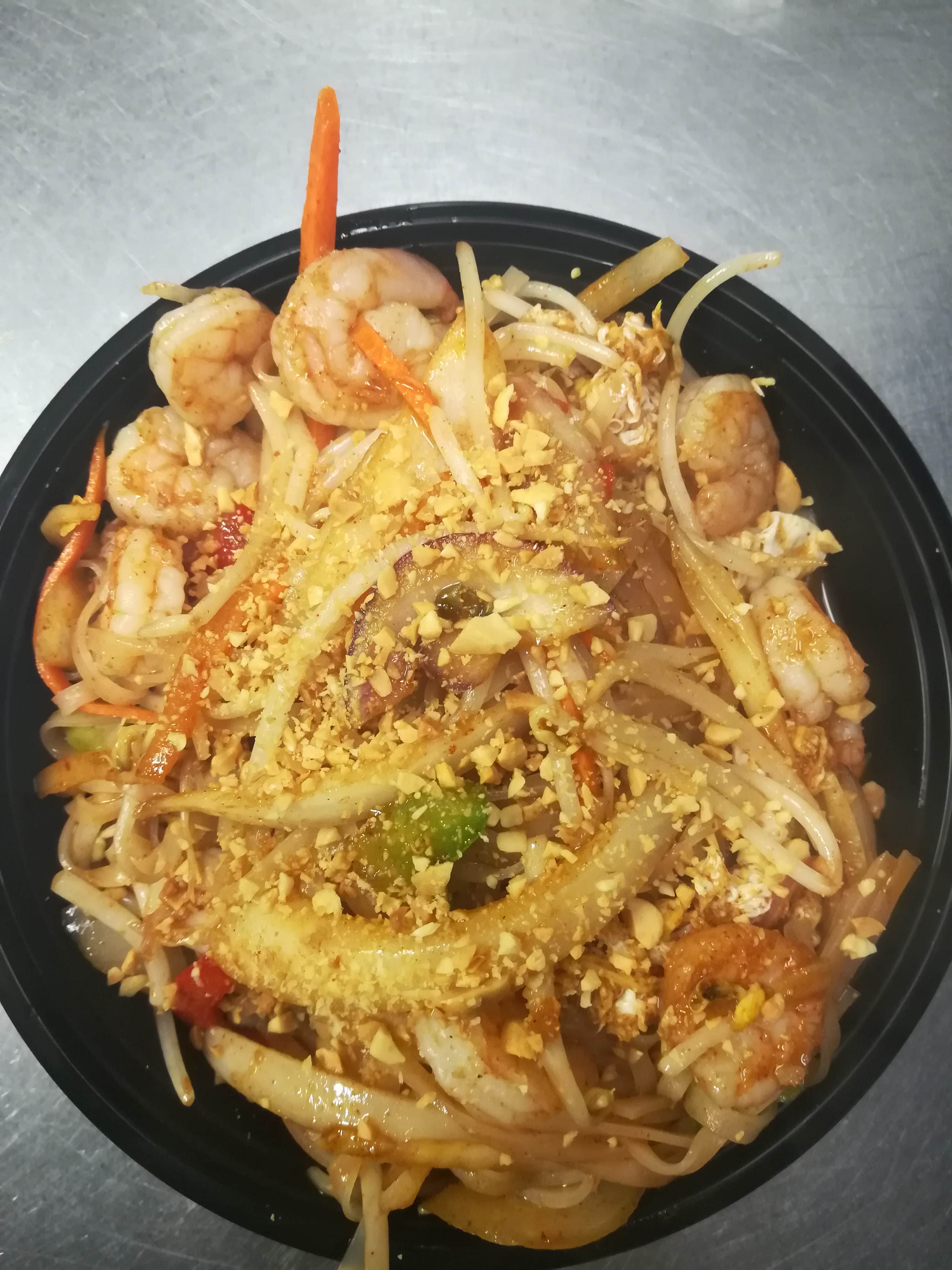 Order Shrimp Pad Thai Noodle food online from Canton Wok store, Pawtucket on bringmethat.com