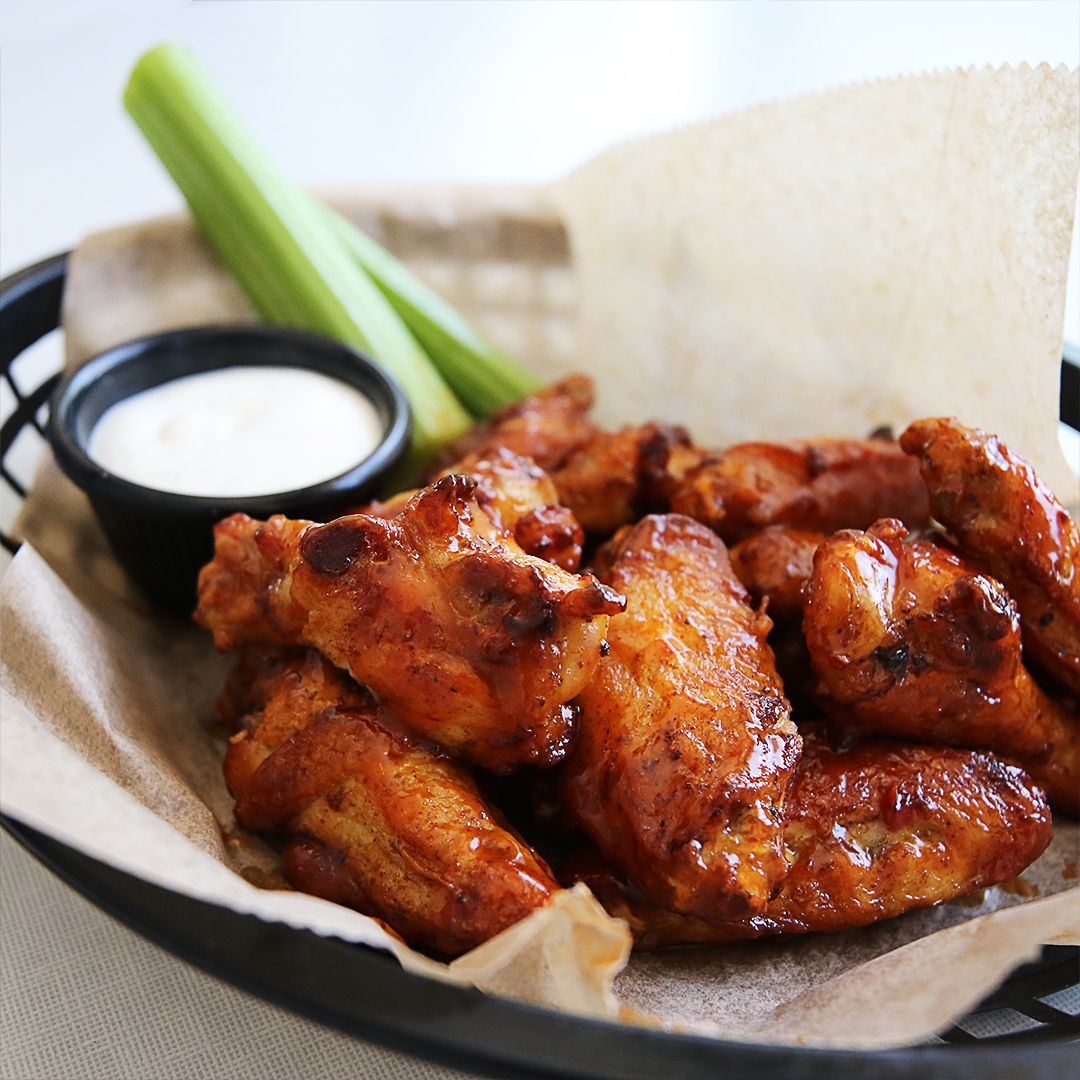 Order Classic Wings food online from Round Table Pizza store, Spokane on bringmethat.com