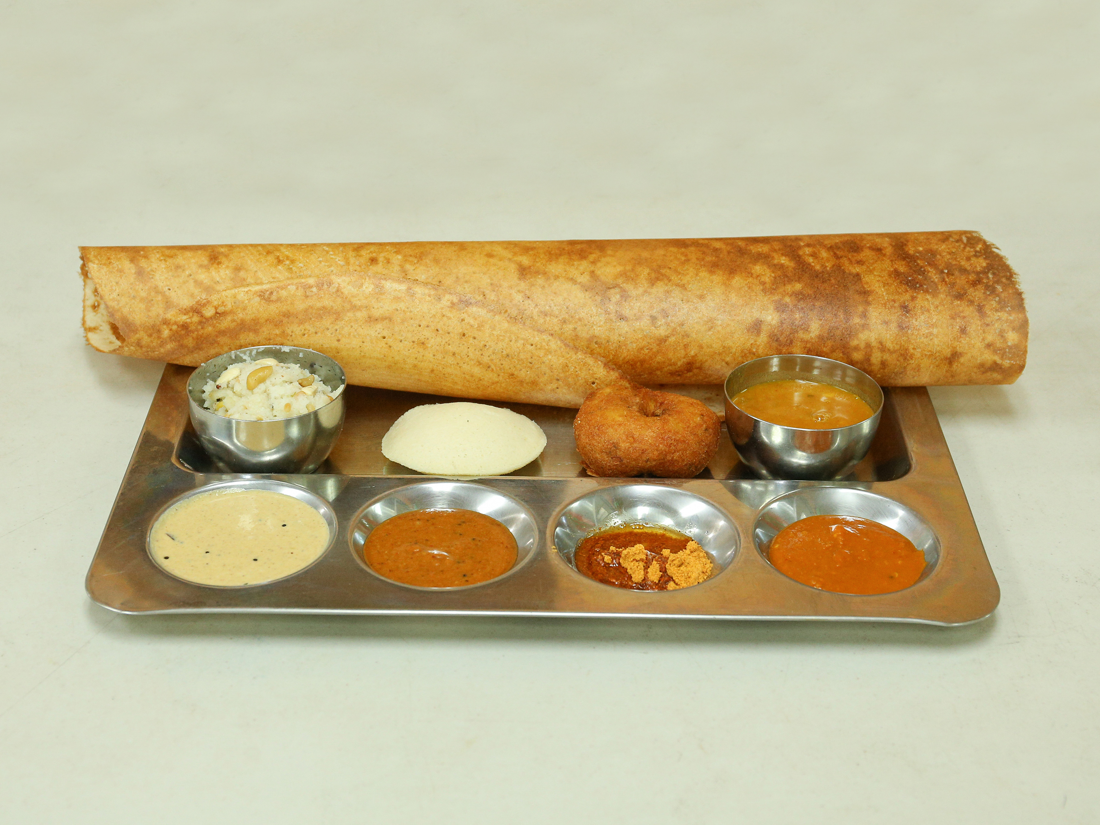 Order Deluxe Combo food online from Swathi Tiffins store, Sunnyvale on bringmethat.com