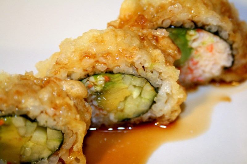 Order Golden Ca Roll food online from Yomama Sushi store, Camarillo on bringmethat.com