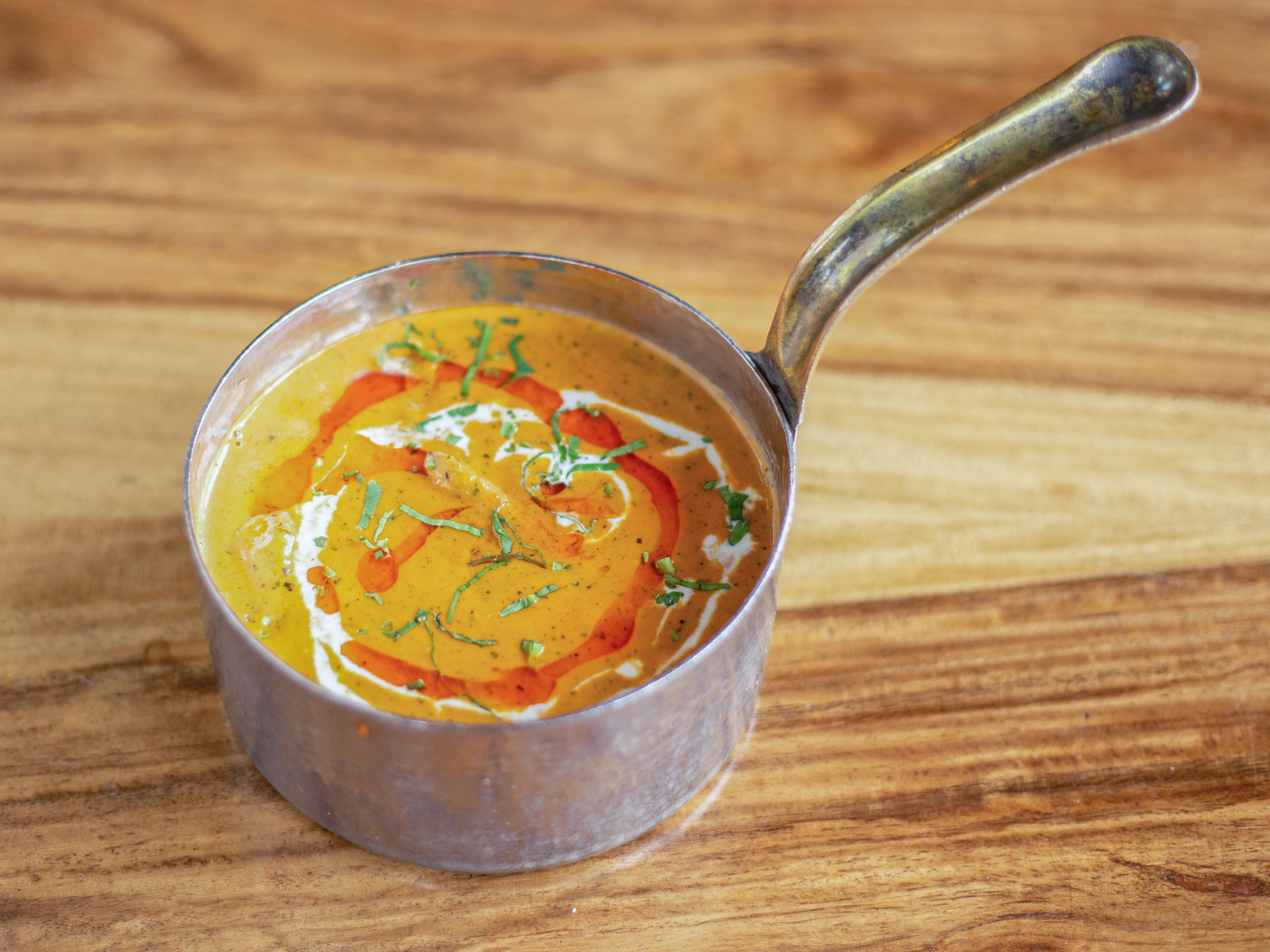 Order Murgh Tikka Butter Masala-Chef Special food online from Mantra by Indian Garden store, Schiller Park on bringmethat.com