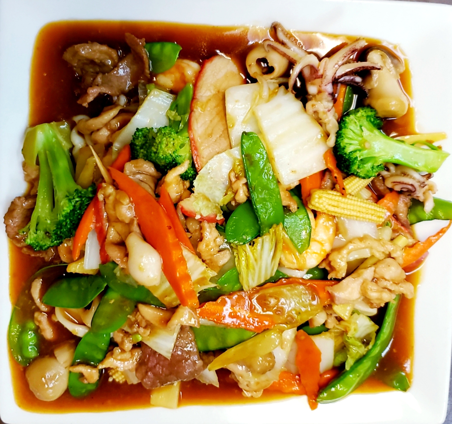 Order S14. Happy Family Chef's Special food online from Thien Hoang Restaurant store, Portland on bringmethat.com
