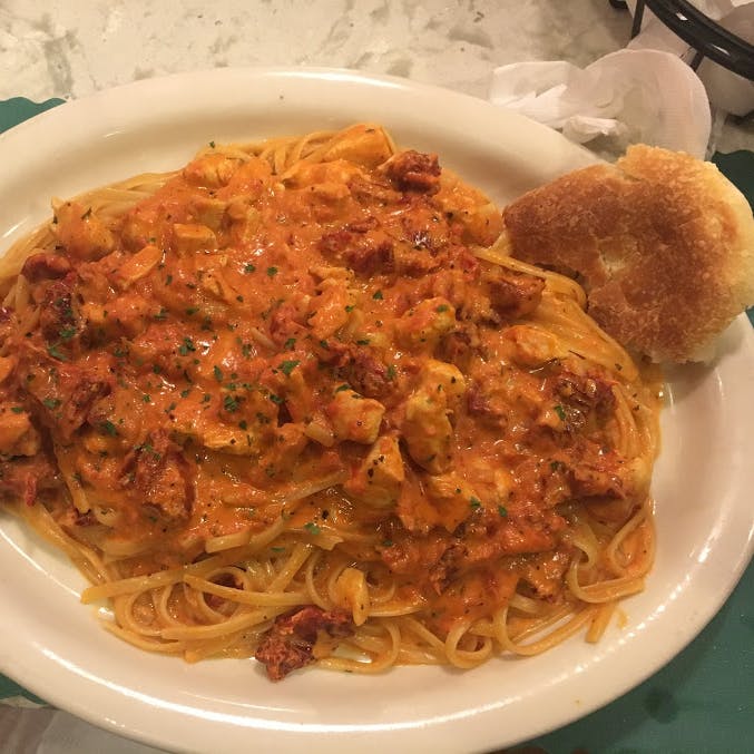 Order Pasta A La Vodka - Pasta food online from Mulberry Street Pizza store, Jericho on bringmethat.com
