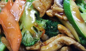 Order Vegetable Chicken food online from Royal Stix Restaurant store, Fayetteville on bringmethat.com